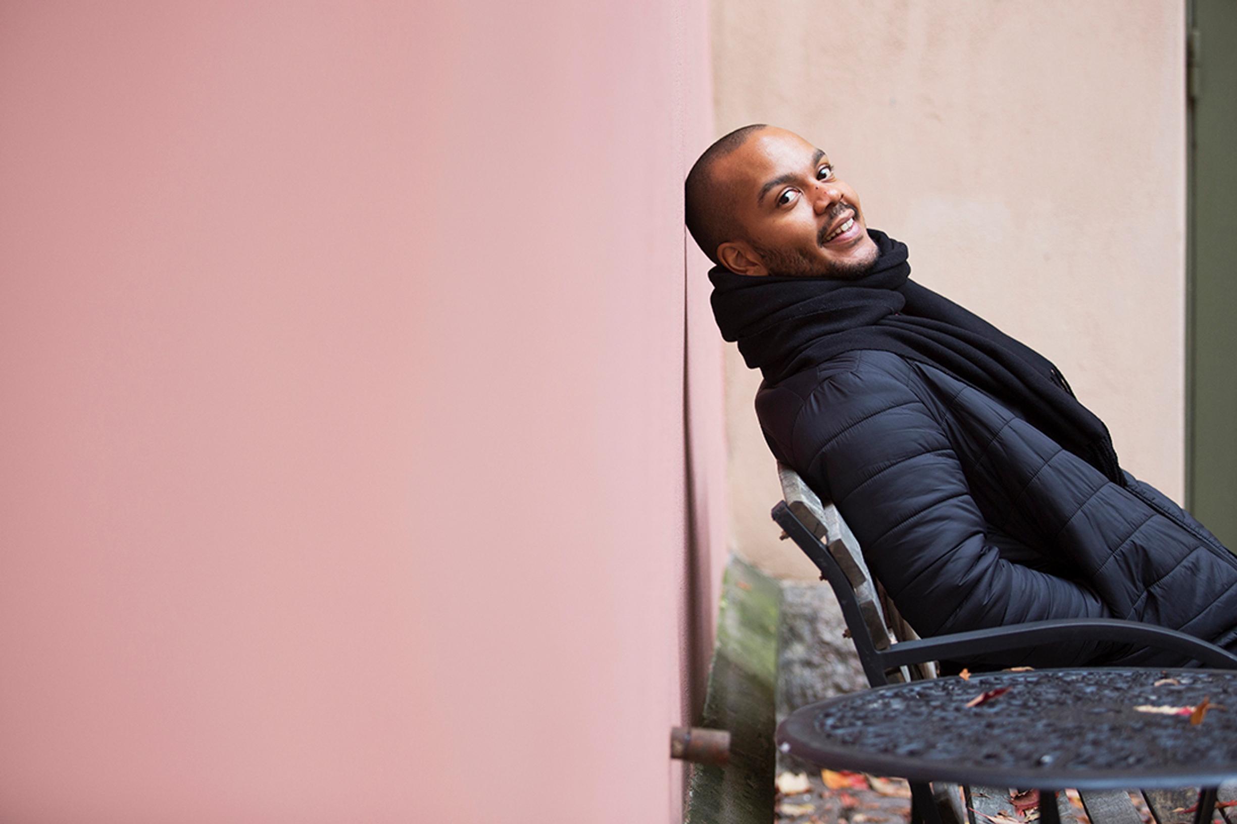 Ernest Lawsonille kiltteys on tärkein työelämätaito: ”En ole ollut työryhmässä hauskoin, fiksuin tai lahjakkain, mutta uskon olevani hyvä työkaveri”