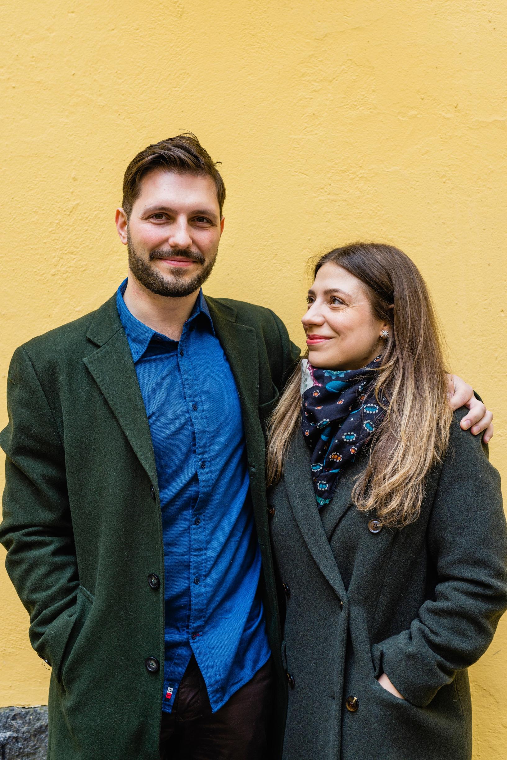 Dalia Stasevska ja hänen toinen veljensä Justas Stasevskij seuraavat Ukrainan tilannetta herkeämättä.