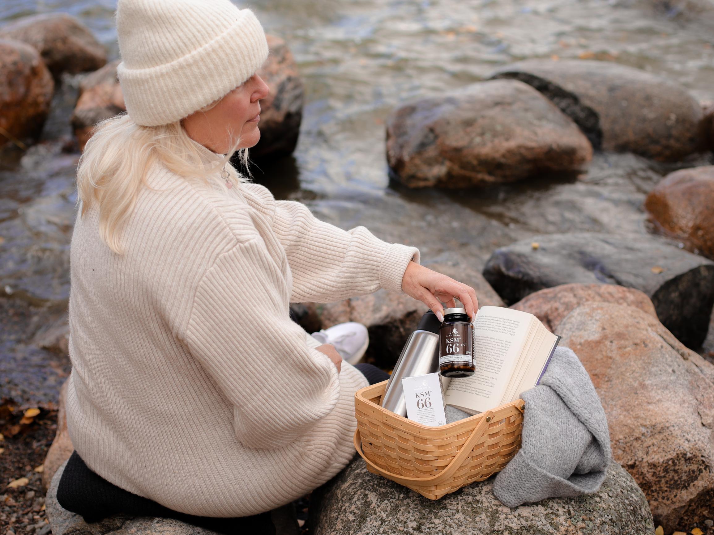 Tuntuuko paluu arkeen stressaavalta? Ashwagandha auttaa jaksamaan oravanpyörässä