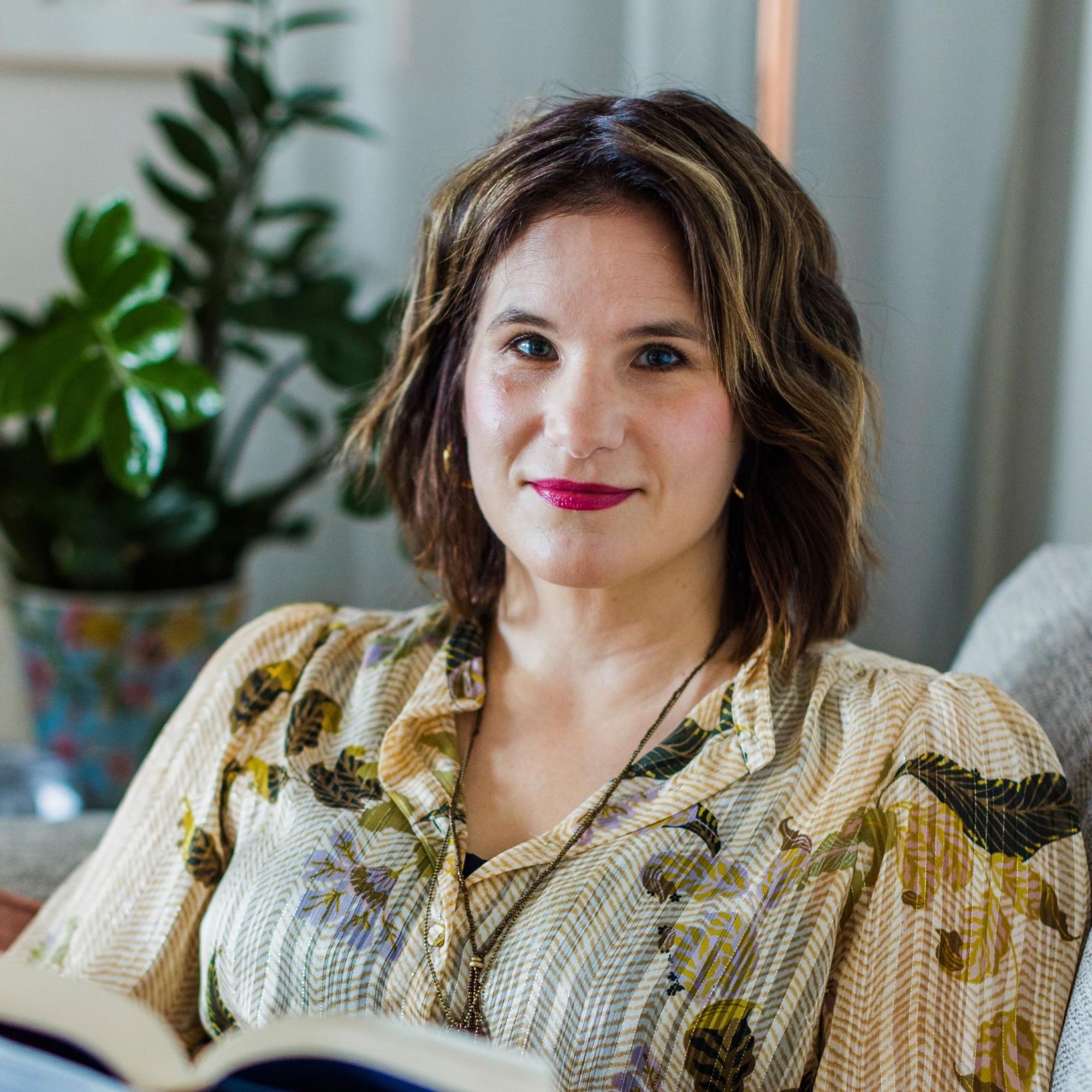 Tatiana Elf hoiti 20 vuotta muistisairasta äitiään – ja unohti, mitä on oma elämä: ”Kun jatkuva jännitystilani laukesi, painajaiset alkoivat”