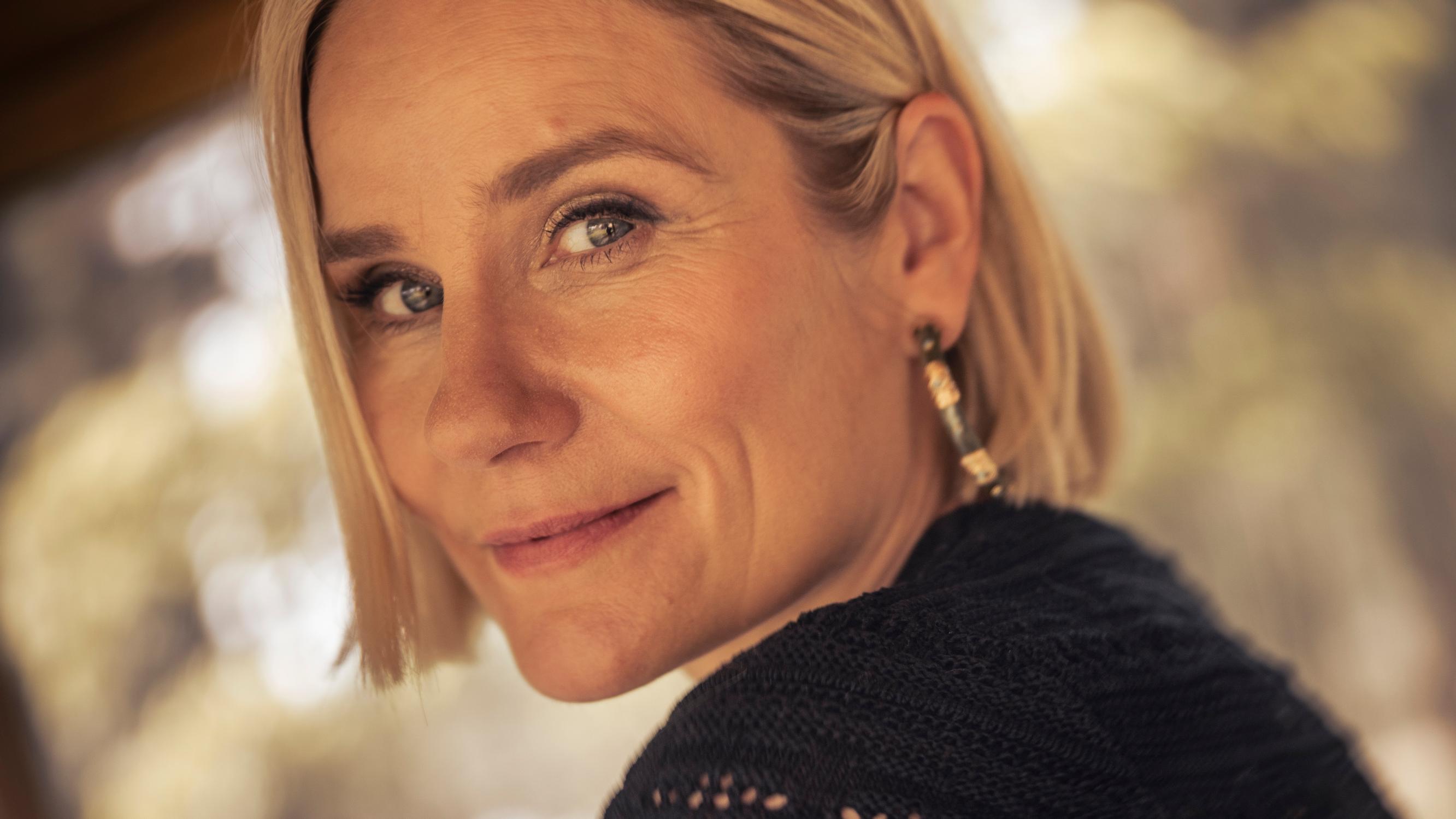 Kun Laura Malmivaara joutui elämänsä pahimpaan kriisiin, koko minäkuva meni uusiksi – nämä asiat hän silloin oppi itsestään