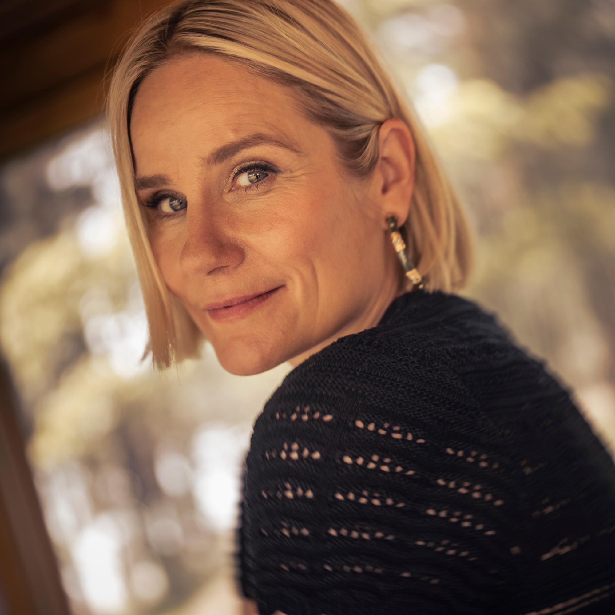 Kun Laura Malmivaara joutui elämänsä pahimpaan kriisiin, koko minäkuva meni uusiksi – nämä asiat hän silloin oppi itsestään