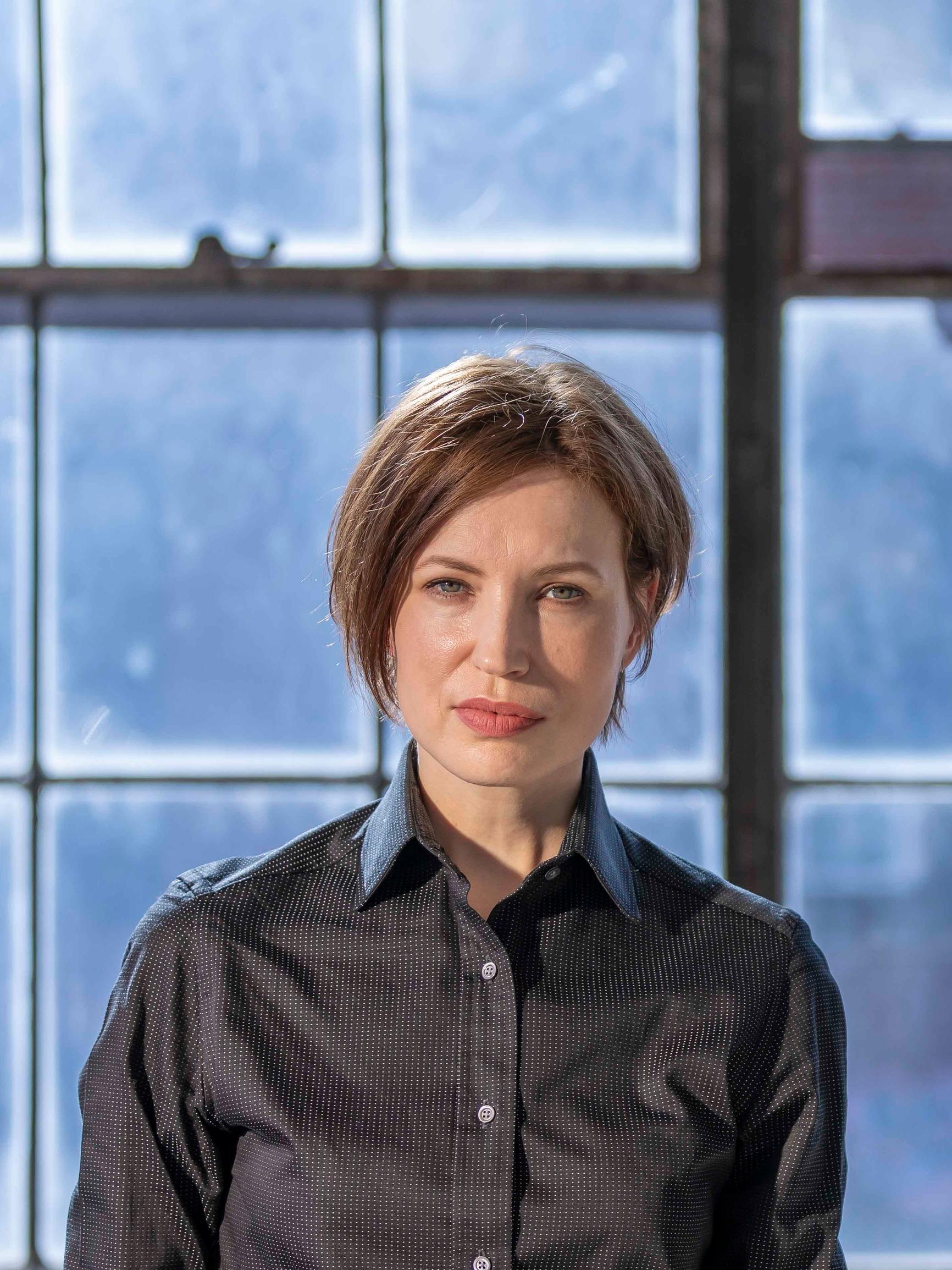 Kun muusikko Janita heräsi elämänsä pahimmassa krapulassa, hän teki tärkeän päätöksen – sen aamun jälkeen hän ei ole juonut pisaraakaan