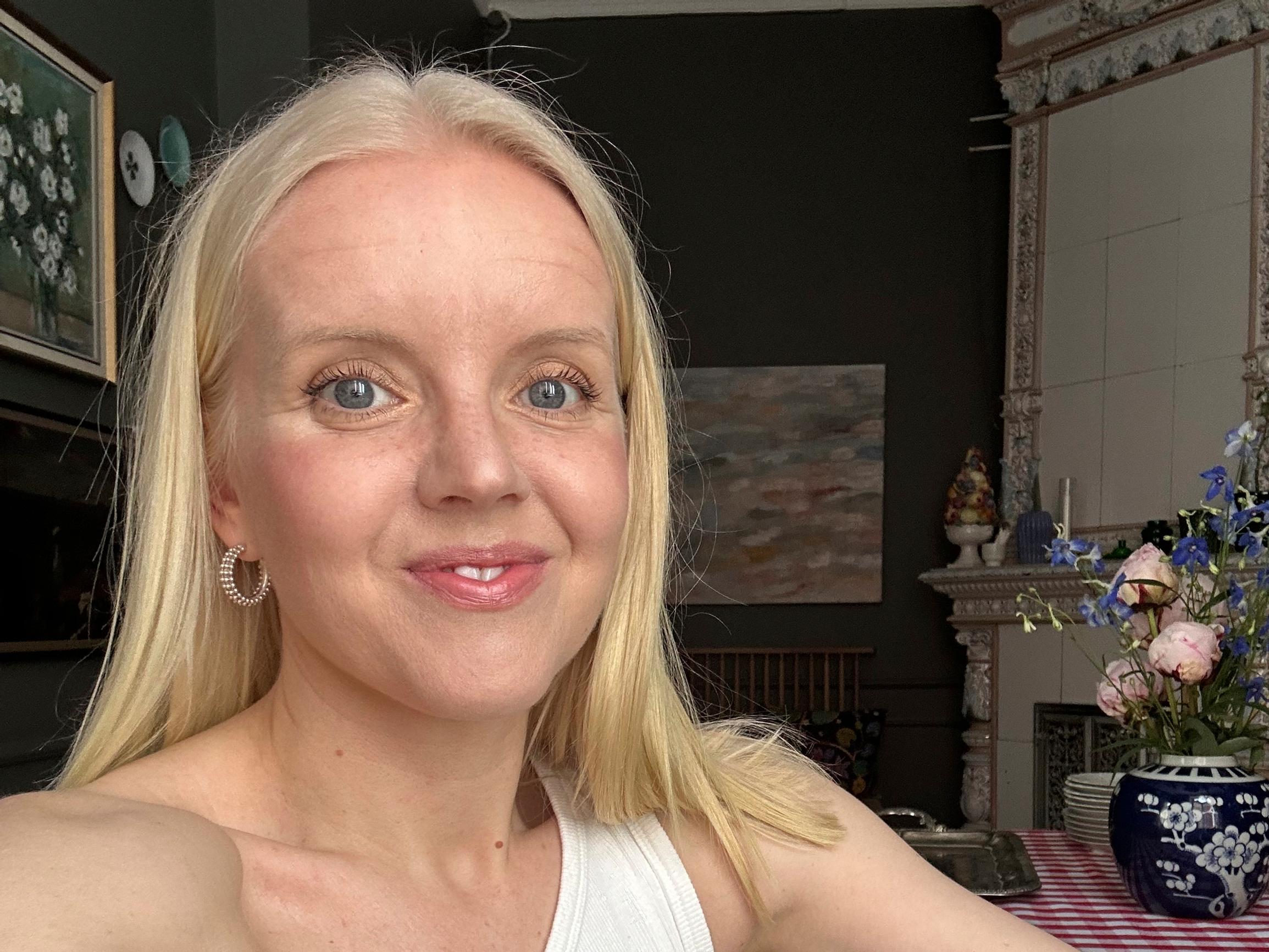 Heli, 43, kuvitteli, ettei voisi olla onnellinen ilman kumppania – sitten hän teki päätöksen, jota noudatti kaksi vuotta