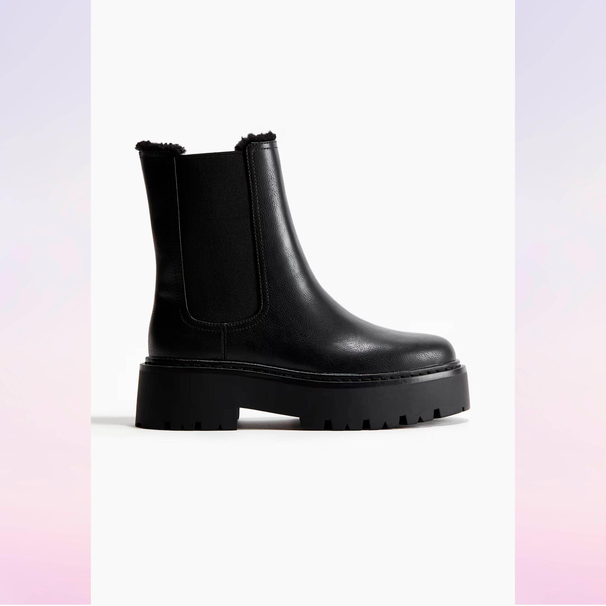 Lämminvuoriset Chelsea-nilkkurit (35–42) 44,95 e, H&M.