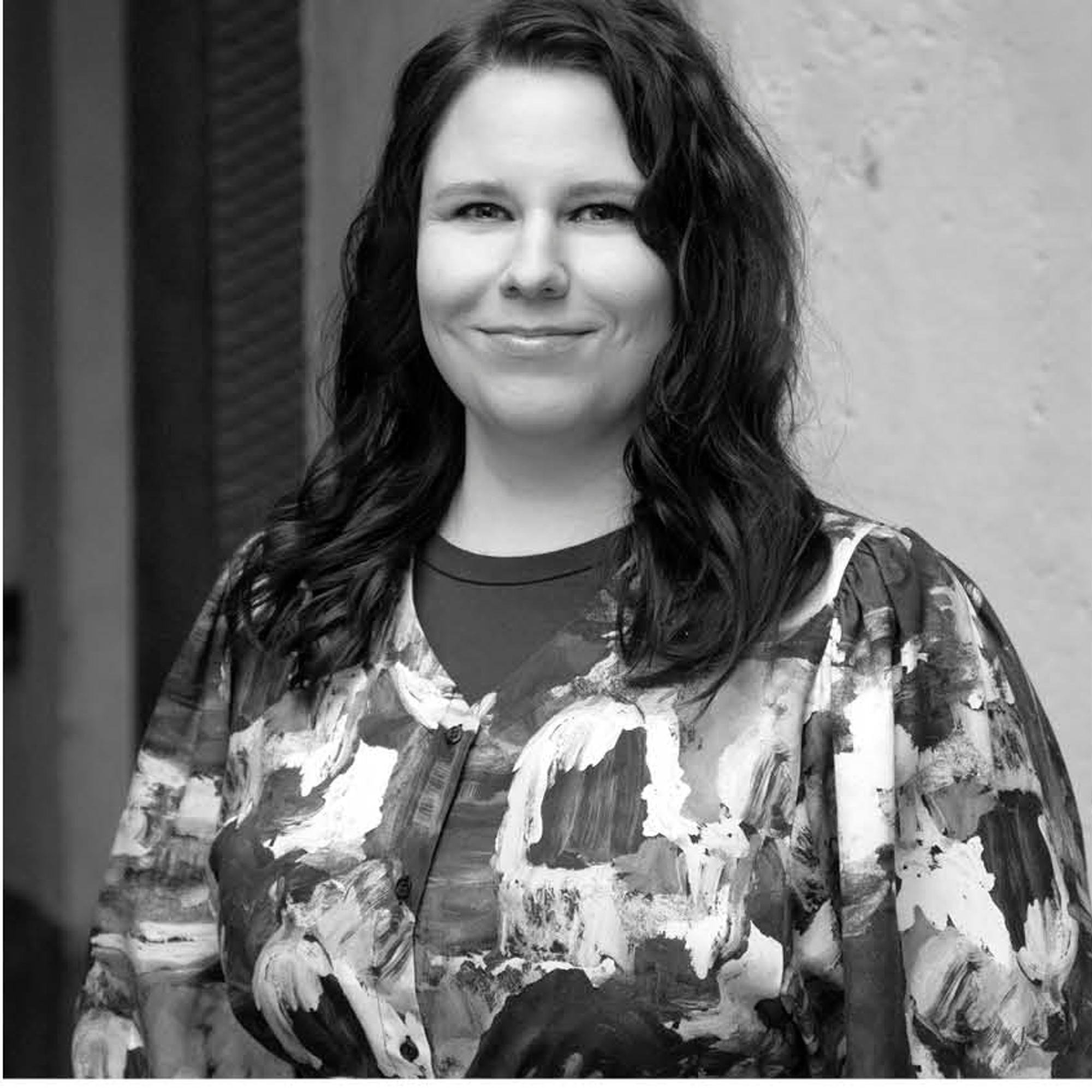 Eevan kirjaklubi: vieraana Helena Immonen