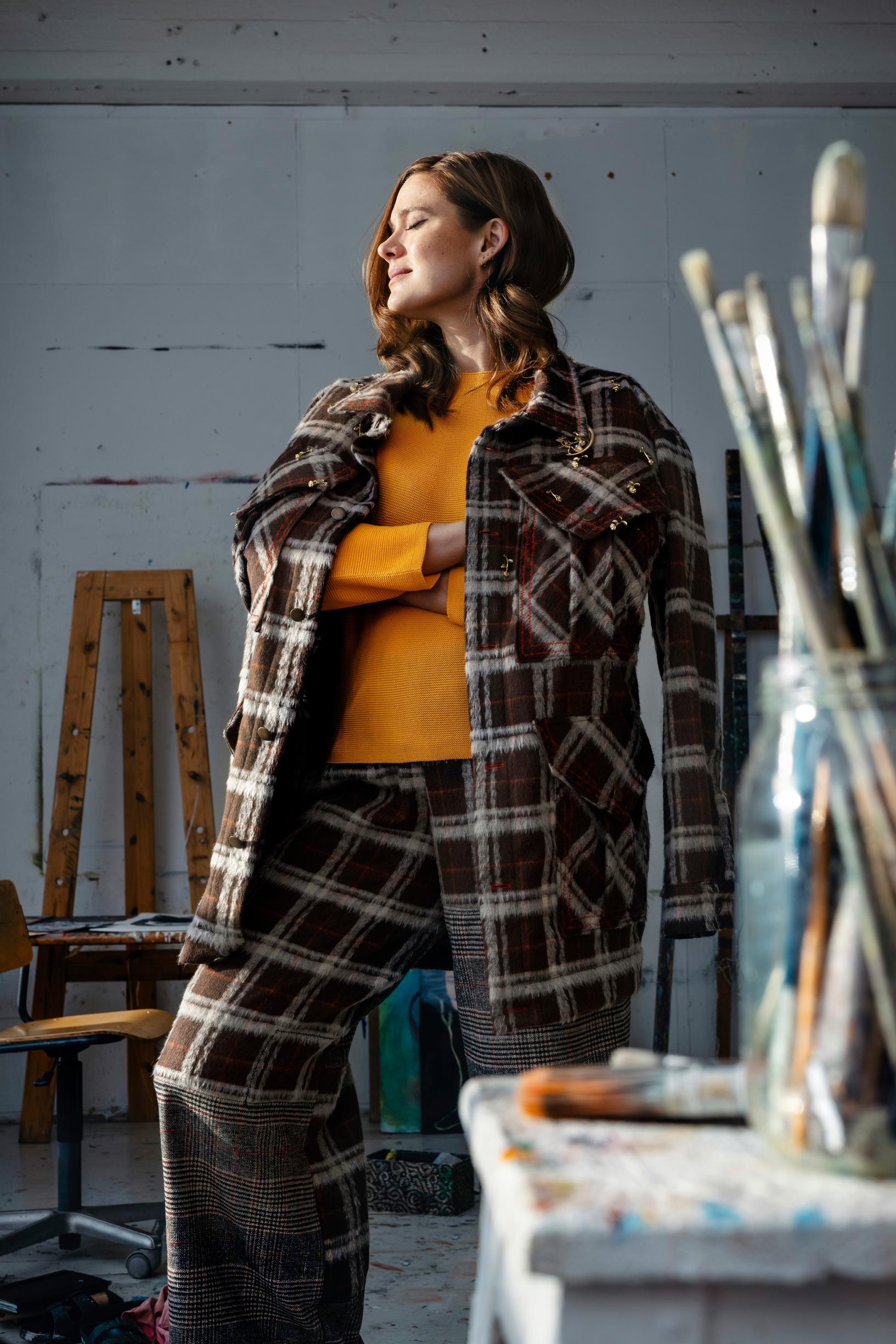 Taidekoulussa Krista Kosonen kulki punainen baskeri päässään ja haaveili olevansa jonain päivänä kirjailija.