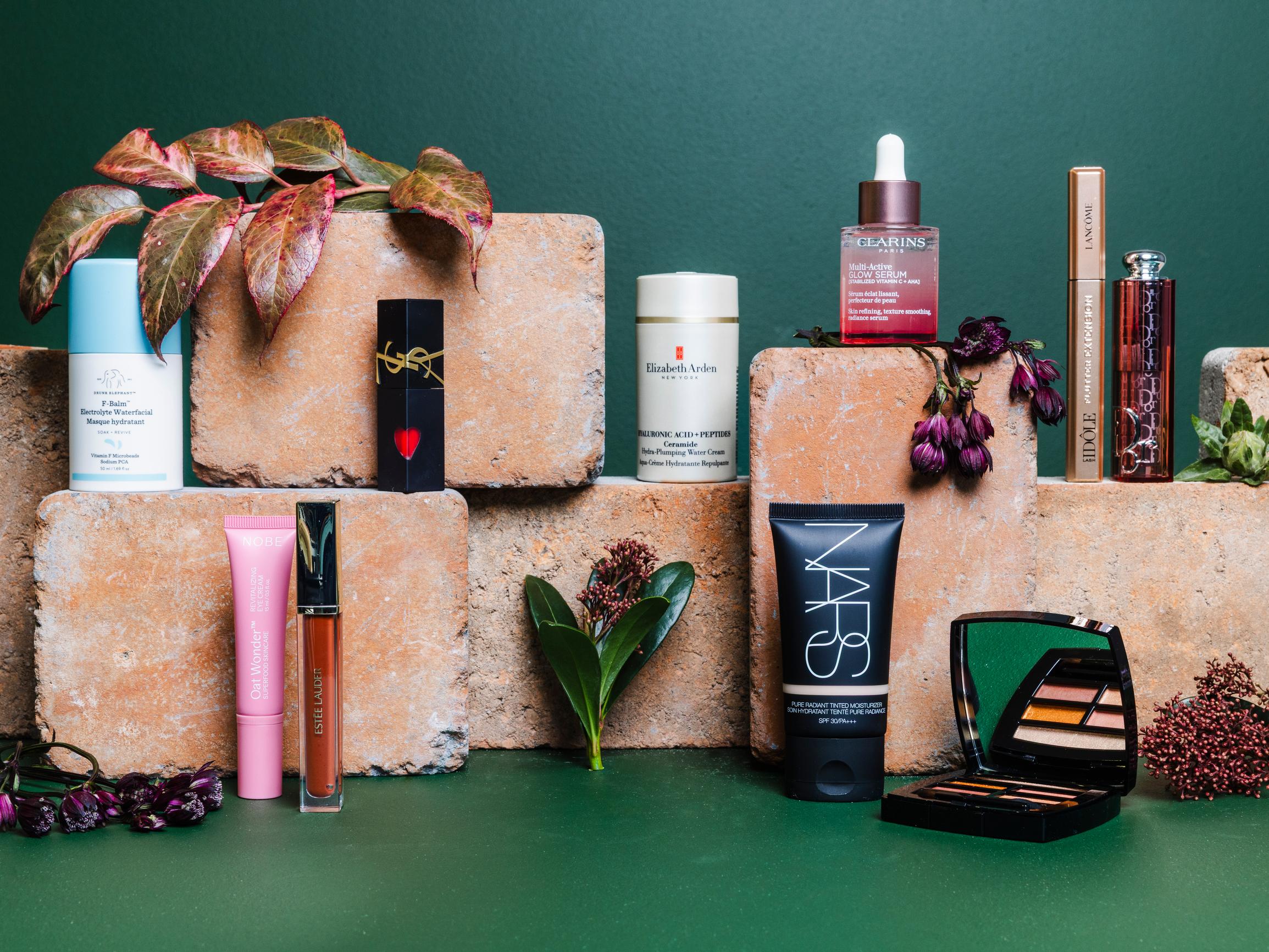 10 parasta ylellistä meikkiä ja ihonhoitotuotetta joululahjaksi – nämä haluat myös itsellesi