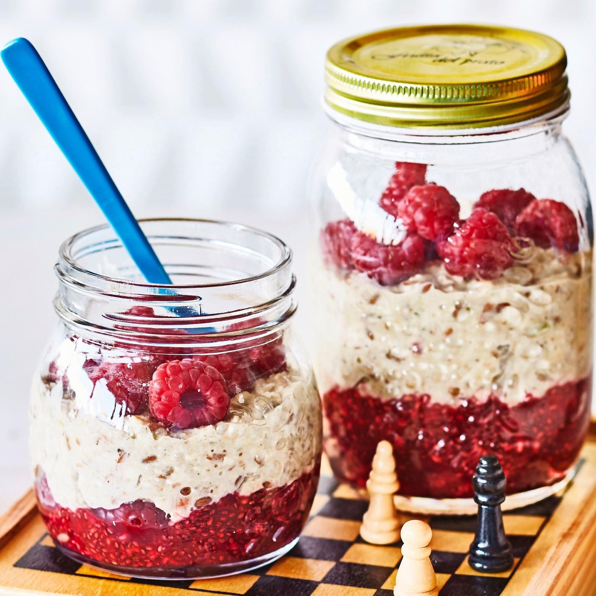 Terveellinen välipala auttaa jaksamaan – Tee vegaaniset välipalapallerot, punajuurihummus tai siemenpuuro  