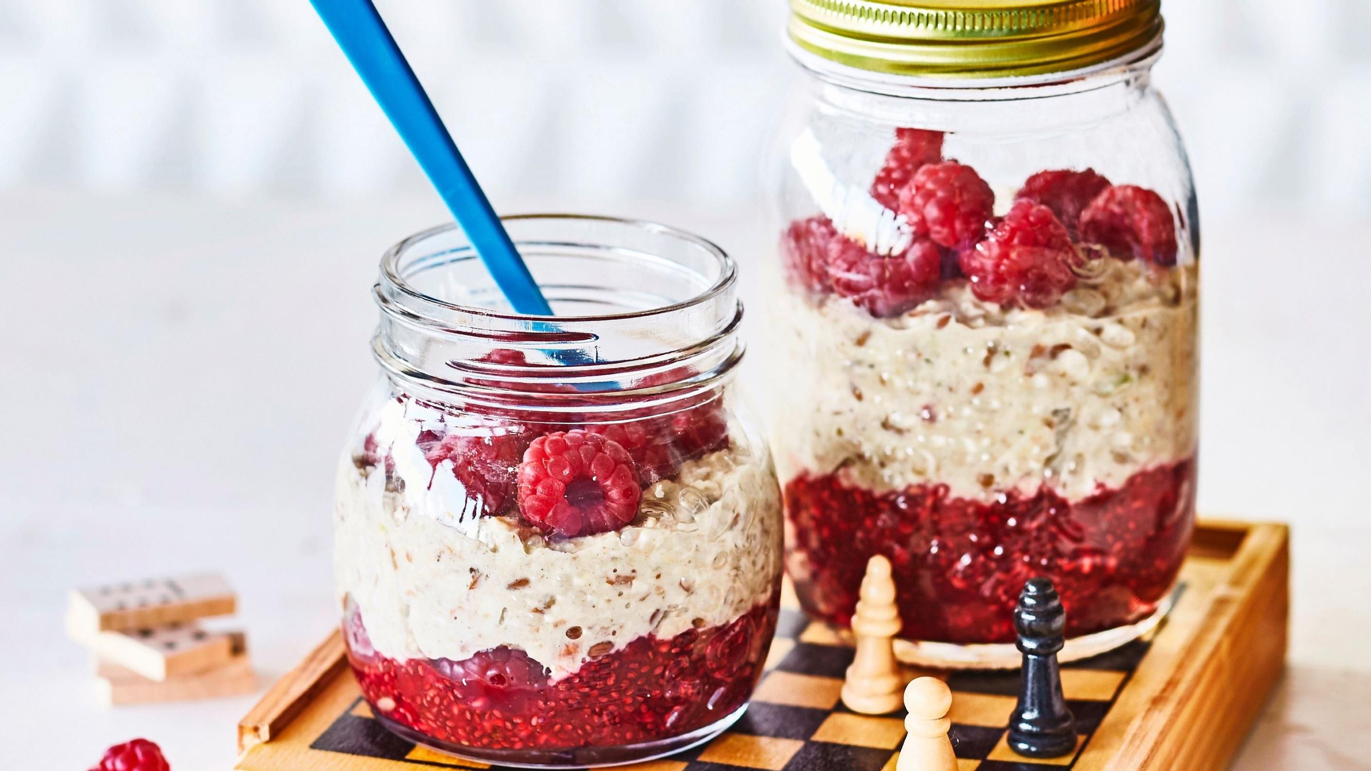 Terveellinen välipala auttaa jaksamaan – Tee vegaaniset välipalapallerot, punajuurihummus tai siemenpuuro  