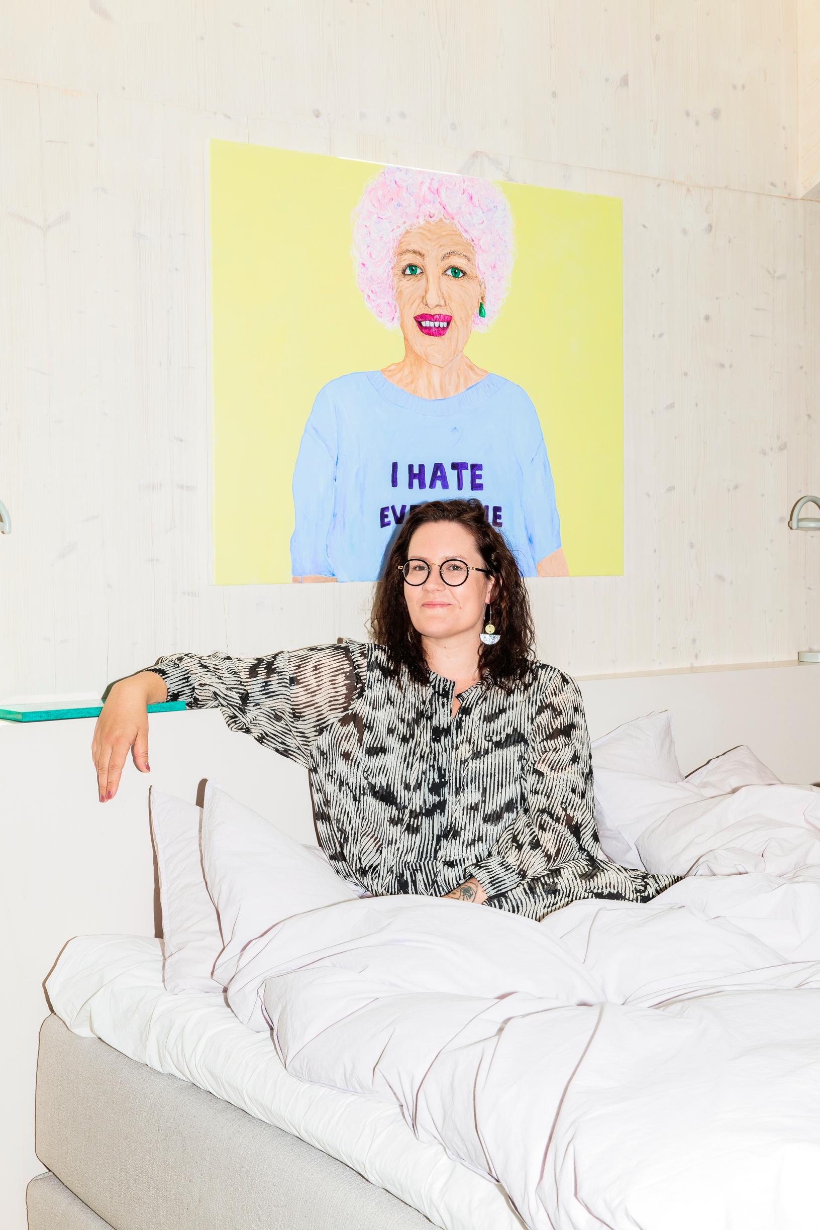 Kaisu Kaplin oli aloittamassa talonrakennusprojektia yksin, kun tapasi kiinnostavan miehen: ”Kysyin terapeutilta, kannattaako aloittaa projekti puolen vuoden tuntemisen jälkeen”