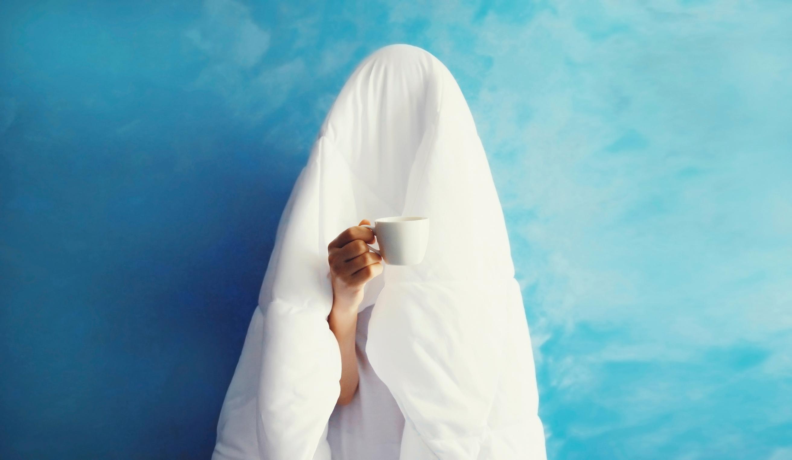 Mystisenäkin pidetty hoitokeino voi helpottaa ahdistusta ja auttaa tupakoinnin lopettamisessa – tästä hypnoosissa on kyse