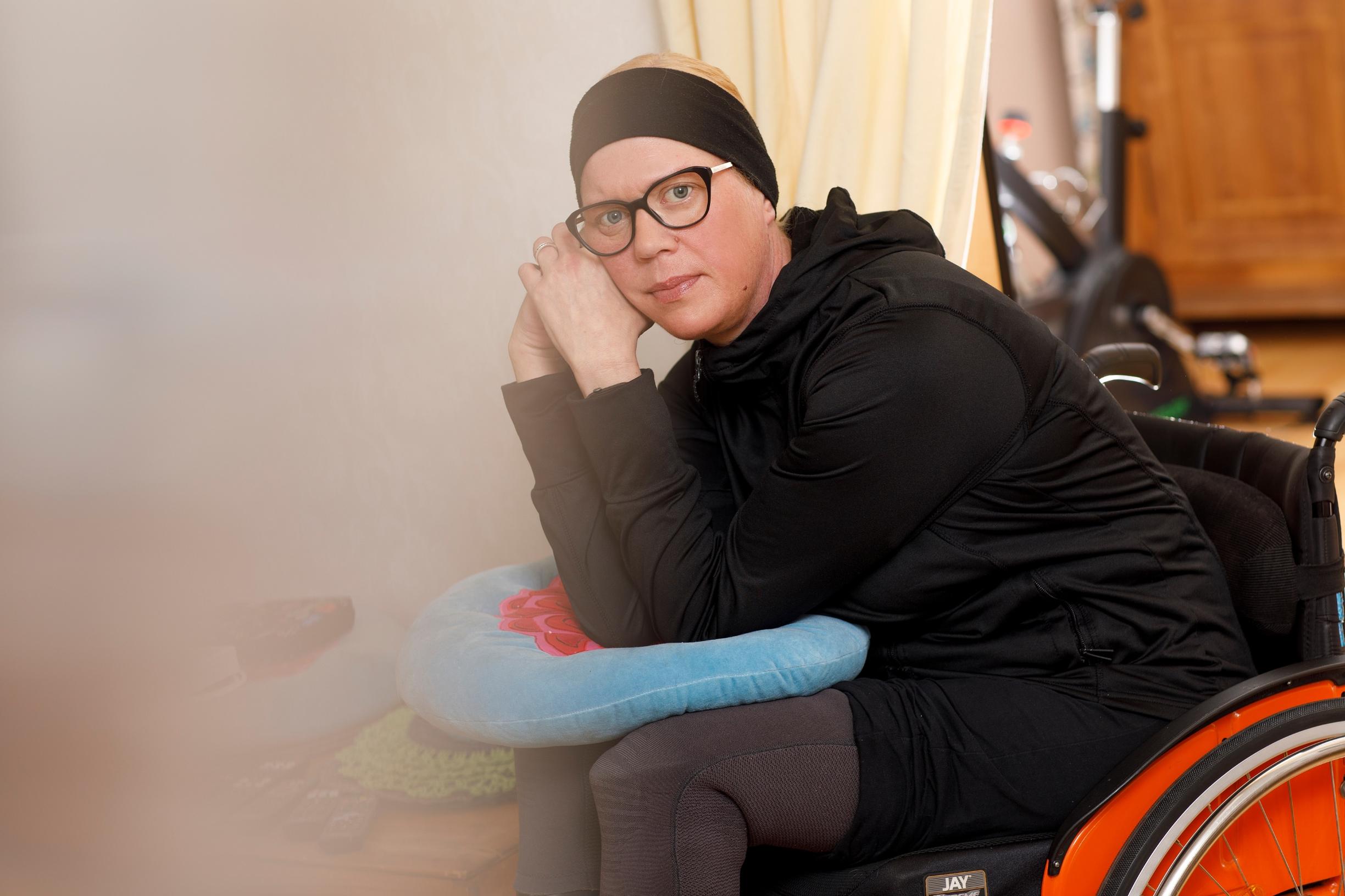 Diabeteksen aiheuttama tulehdus vei Jenniltä molemmat jalat: ”Pahinta on, kun tunnen varpaissa kutinaa, mutta ei ole mitä raapia”