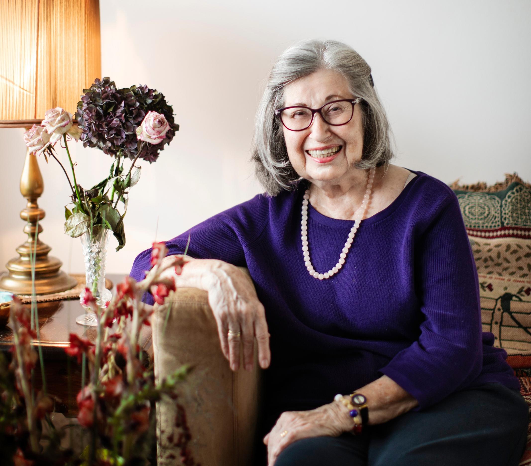 Una Nuotio, 90: "Kannattaa kehittää charmiaan, sillä charmikas ihminen on kaunis"