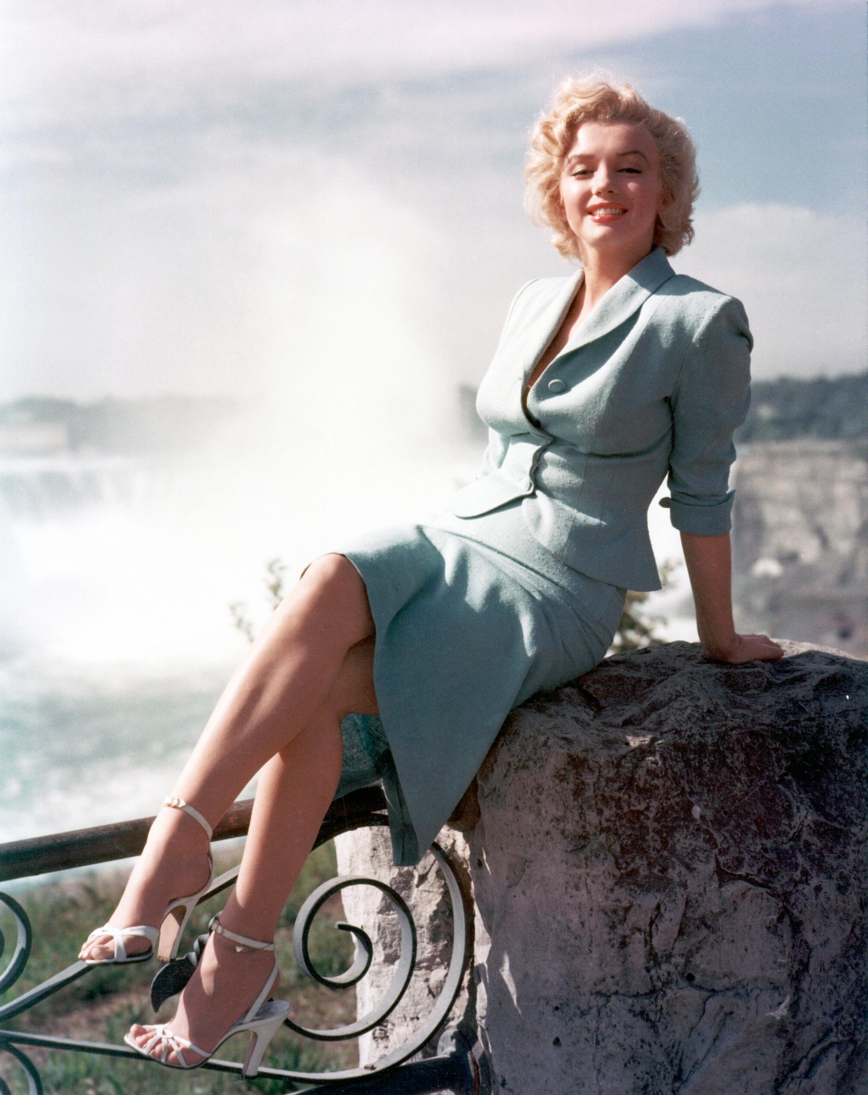 Kohtalokkaan naisen rooli elokuvassa Niagara toi Marilynin yhä suuremman yleisön tietoisuuteen.