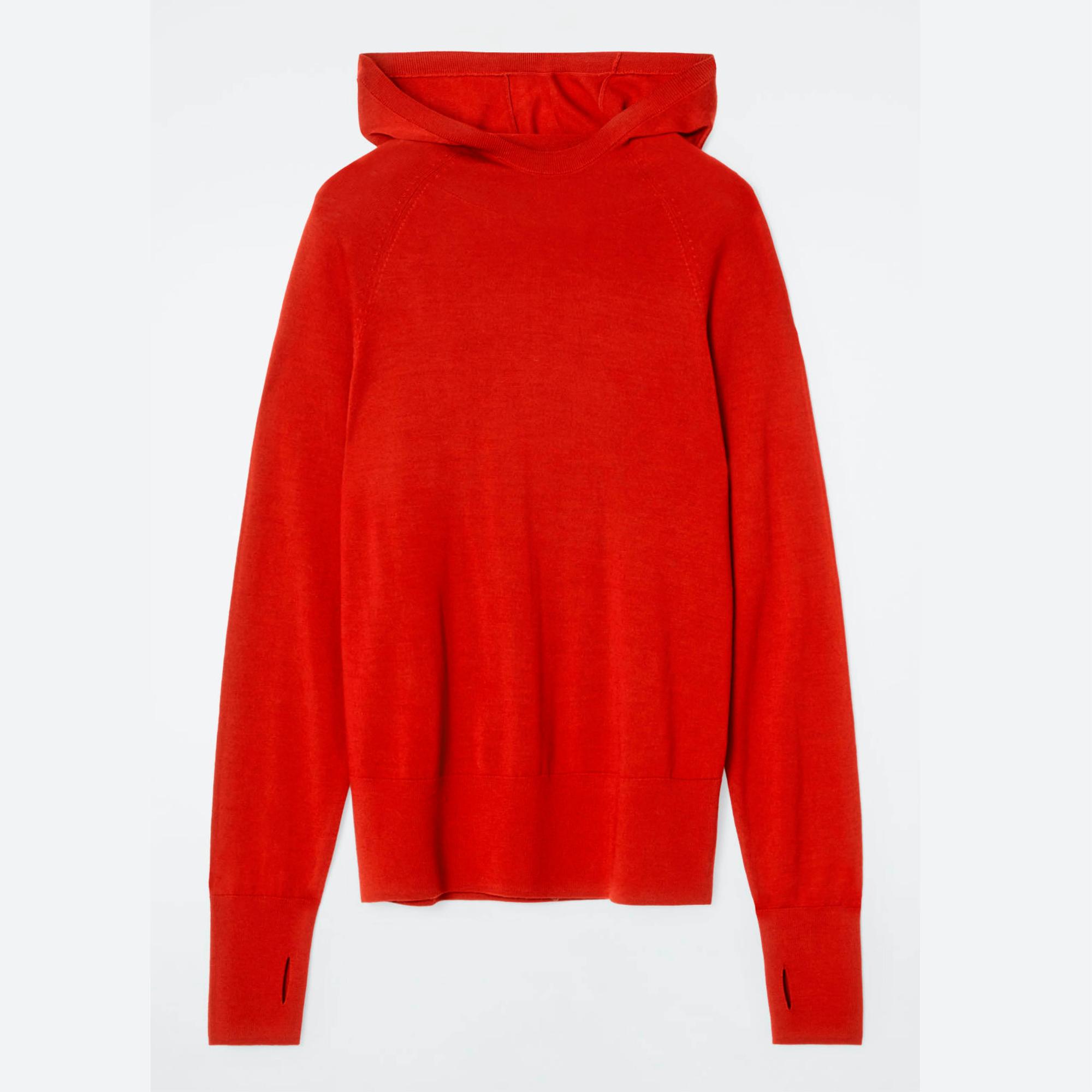 Merinovillaneuleessa (XS–L) on peukaloille kurkistusaukko hihansuussa. 89 e, Cos.