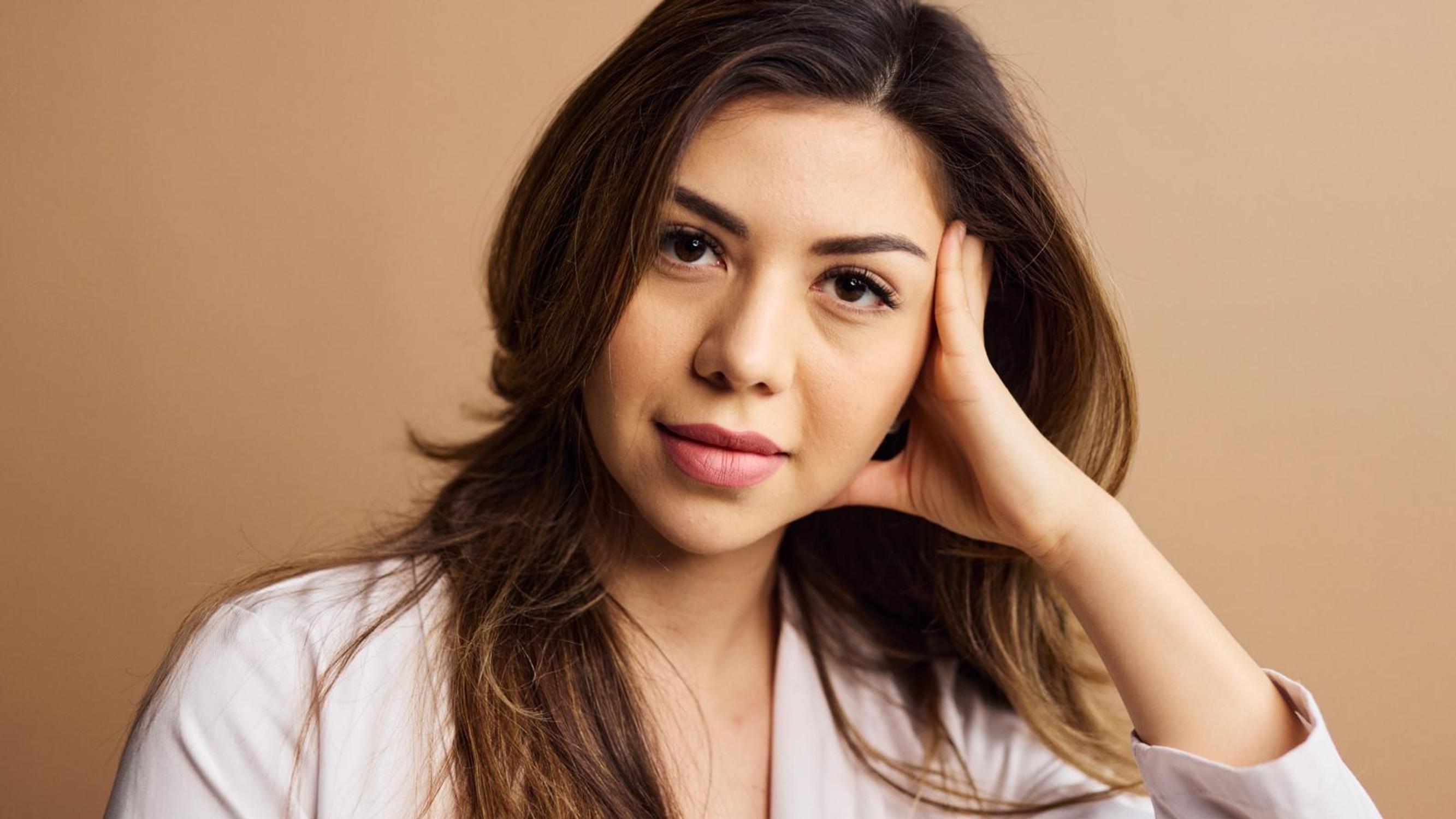 Vilma, 26, halusi muhkeat huulet, mutta katui myöhemmin – kertoo nyt, miten vaikeaa huulitäytteistä on päästä eroon