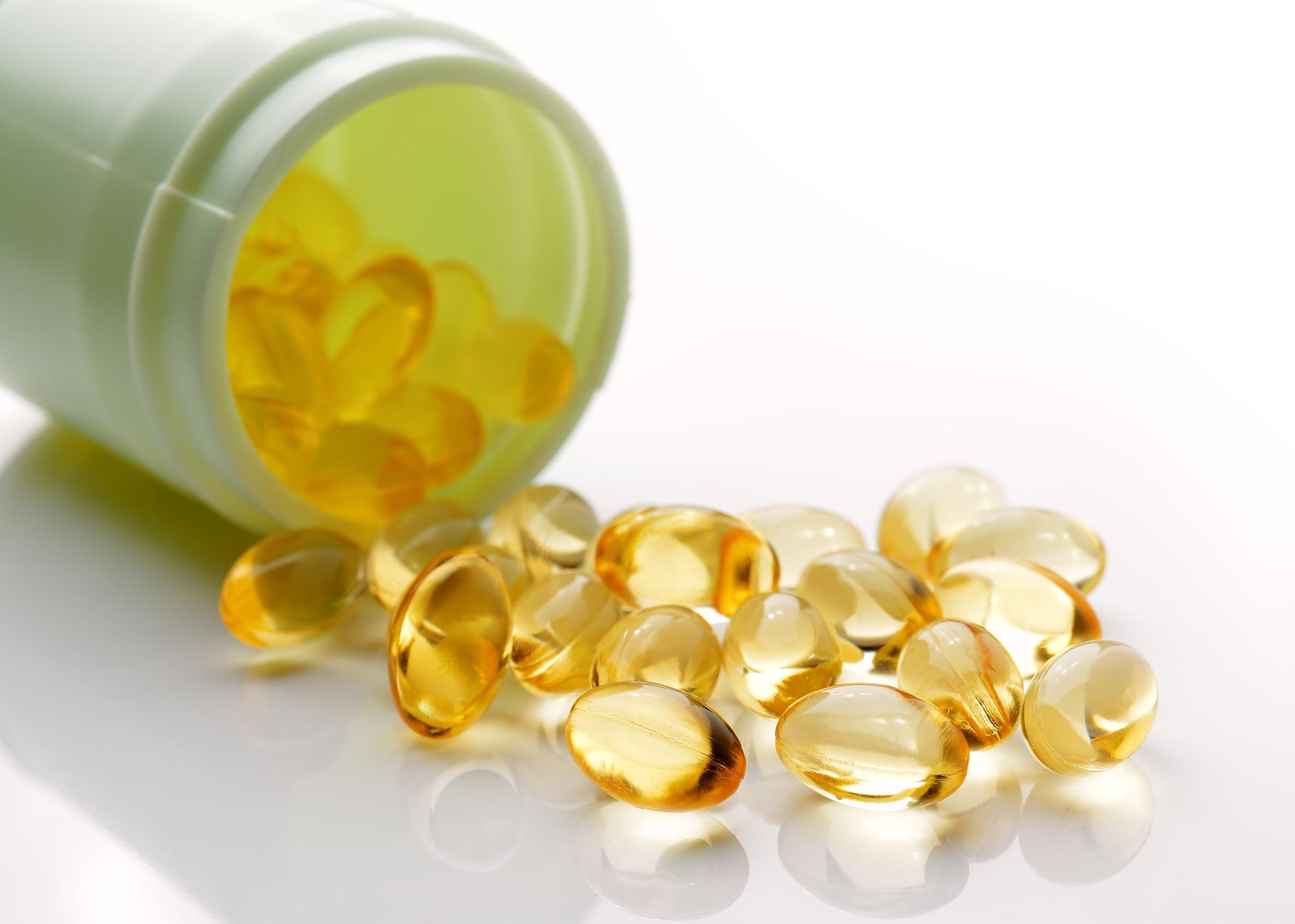 Mitä sanoo tutkimus, kannattaako syödä suuria annoksia D-vitamiinia? Ravitsemustieteilijä Reijo Laatikainen vastaa