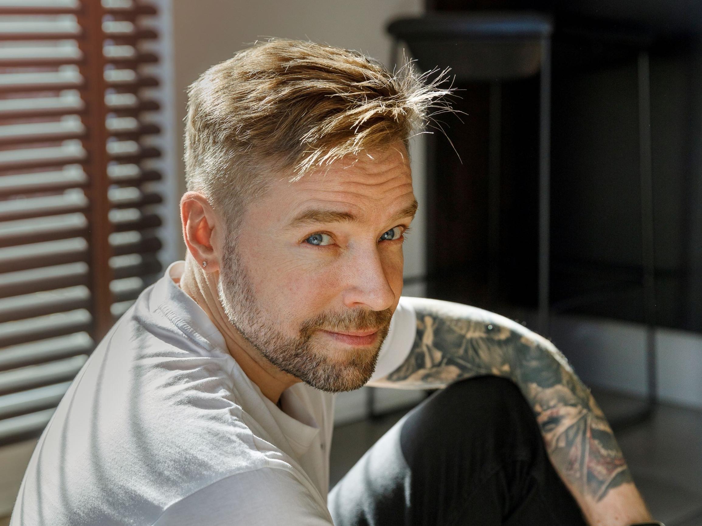 Näyttelijä Jari Ahola kyllästyi jokailtaiseen tissutteluun ja raitistui – yksi elämänohje muutti kaiken