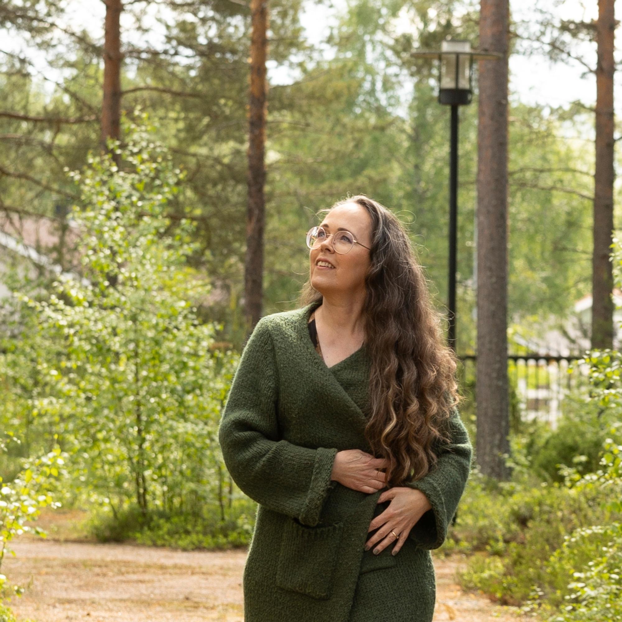 Marjon poika Eeli sai kiireellisen lähetteen psykiatriseen hoitoon, mutta hänet jätettiin yksin – totuus selvisi Eelin itsemurhan jälkeen