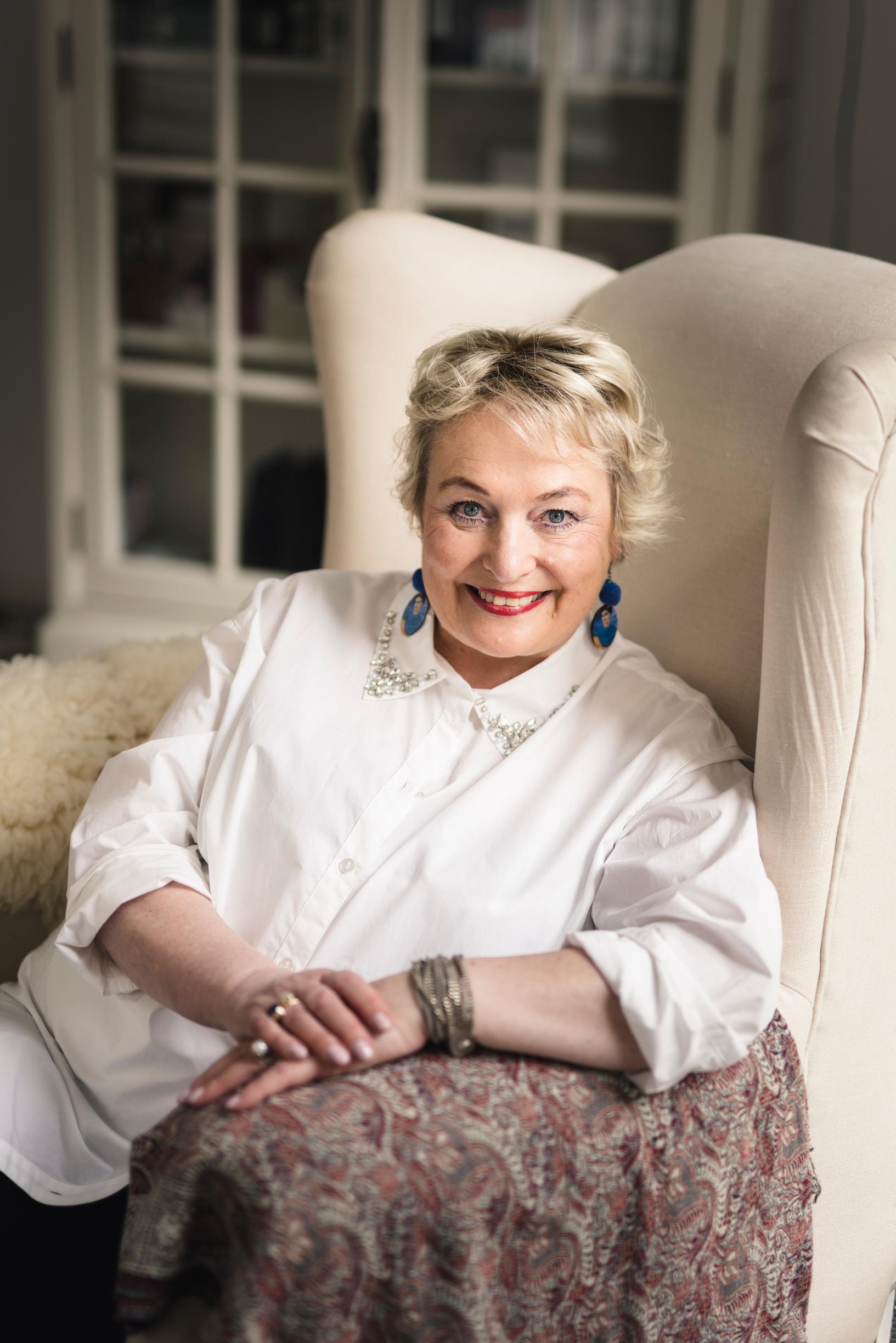 Ayurveda on opettanut Sini Linnavirralle paljon ihmisistä. ”Edesmennyt mieheni oli kehotyypiltään selkeä kapha. Kun ymmärsin hänen doshansa, opin ymmärtämään häntä paremmin.”