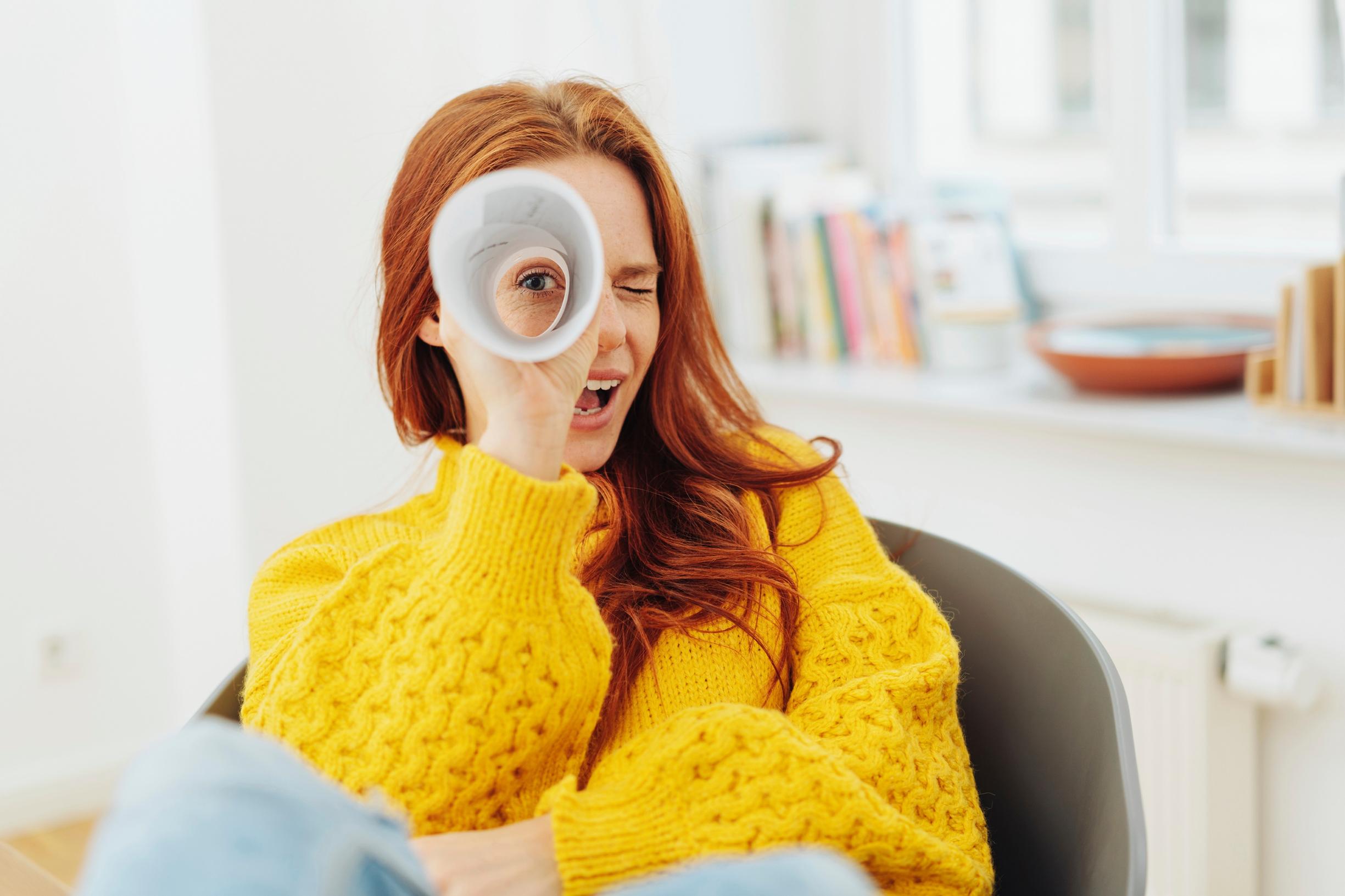 Lähes jokaisella keski-ikäisellä on silmissään taittovirhe – lääkäri kertoo, mistä tunnistaa vakavamman ongelman