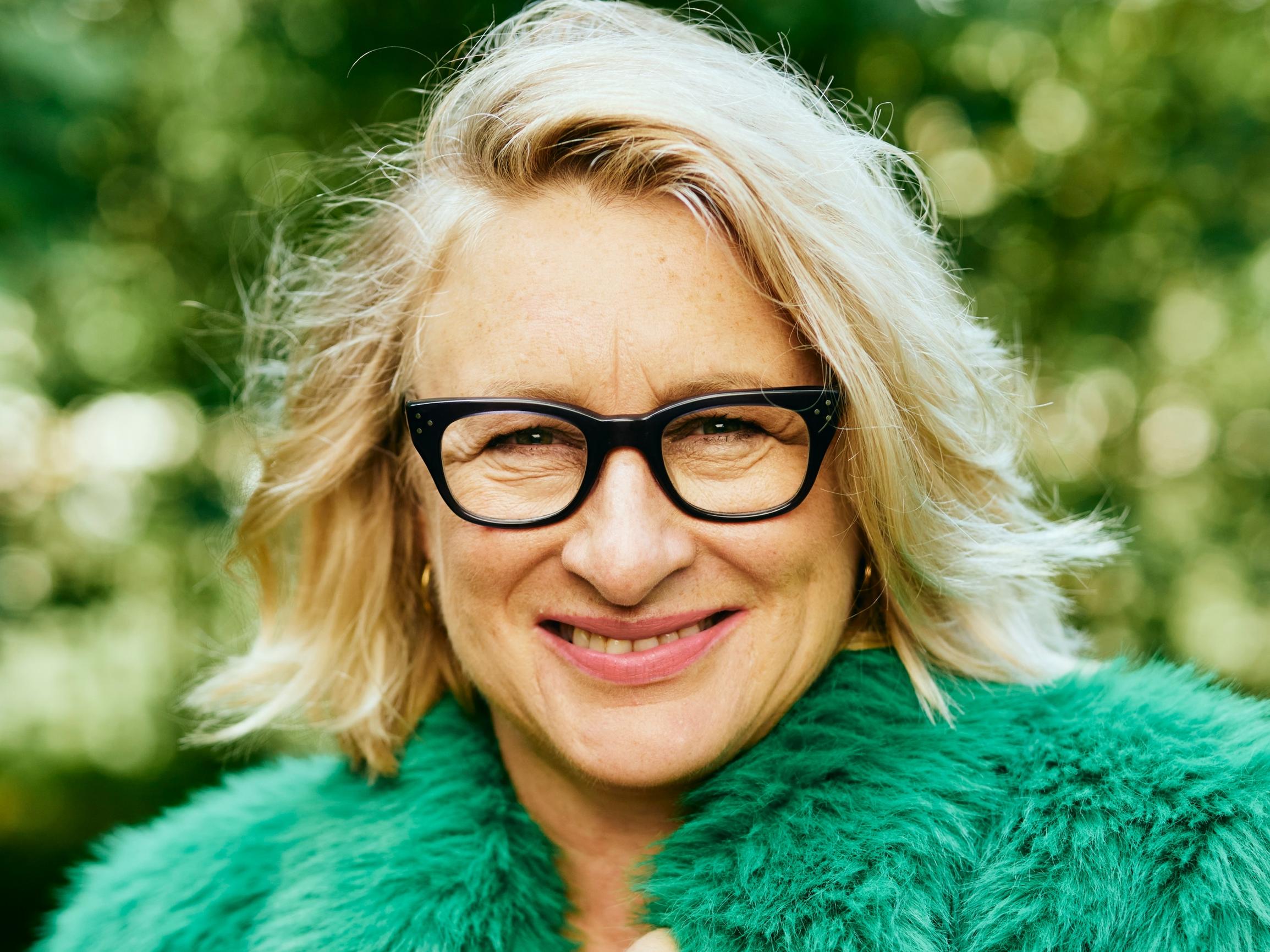 Katja Ståhl uskoi kauan, että kumppanin löytäminen takaisi onnen – nyt hän elää niin kuin haluaa: ”Kaikissa parisuhteissani on ollut vääntöä, jota en kaipaa yhtään”