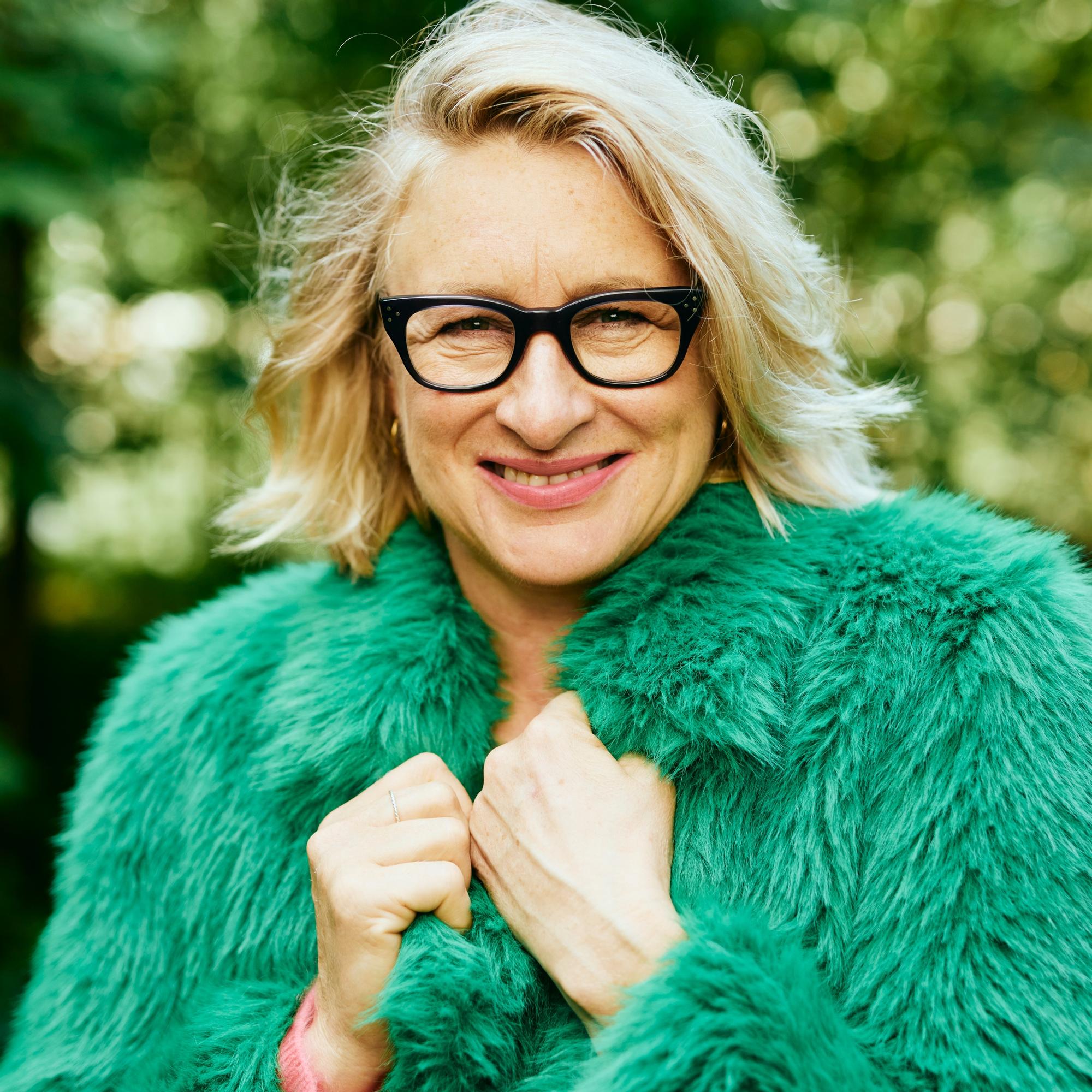 Katja Ståhl uskoi kauan, että kumppanin löytäminen takaisi onnen – nyt hän elää niin kuin haluaa: ”Kaikissa parisuhteissani on ollut vääntöä, jota en kaipaa yhtään”