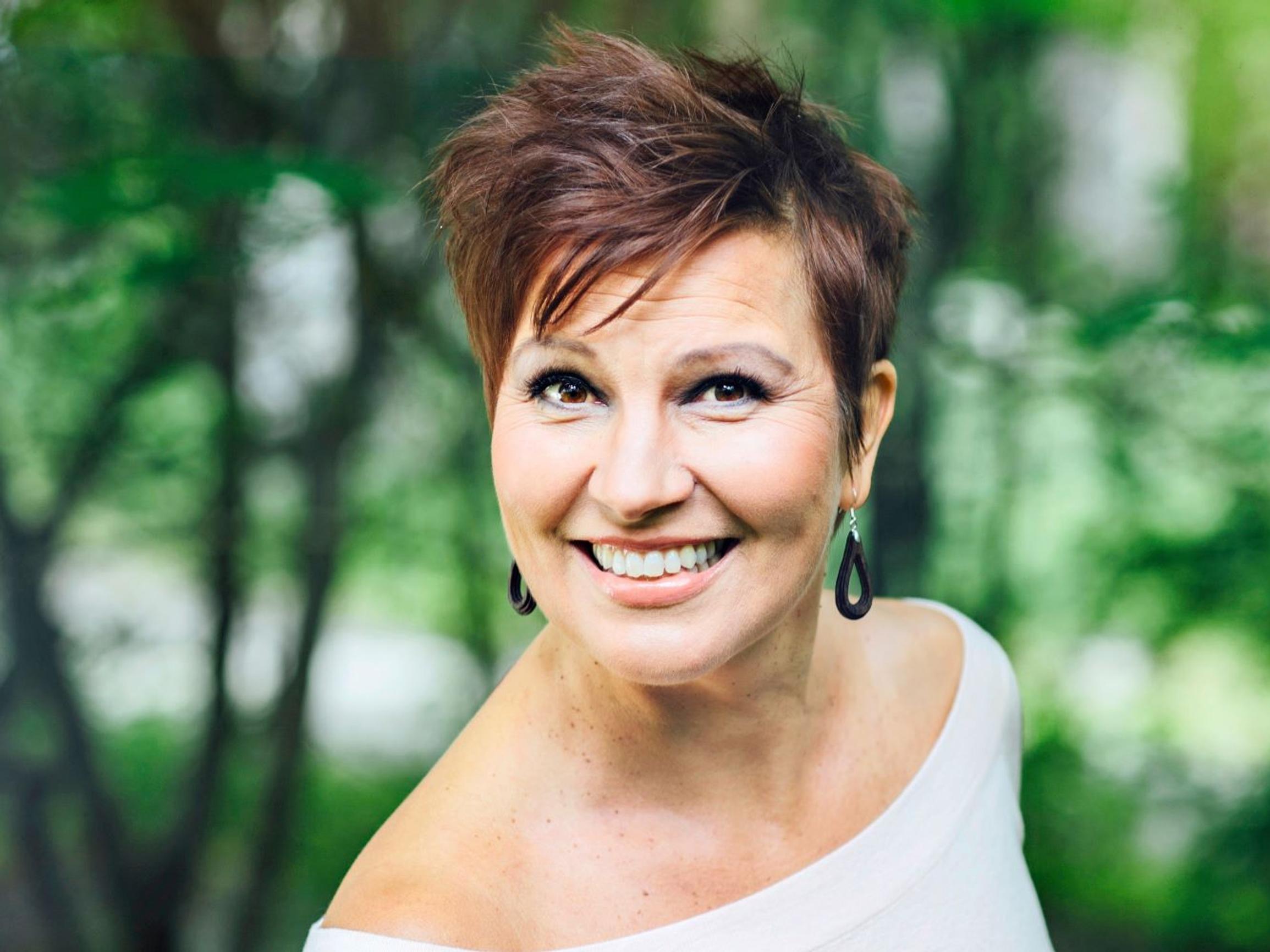 Arja Koriseva ei halua ajatella vain itseään: "Elämässä pitää pystyä asettumaan toisen ihmisen asemaan"