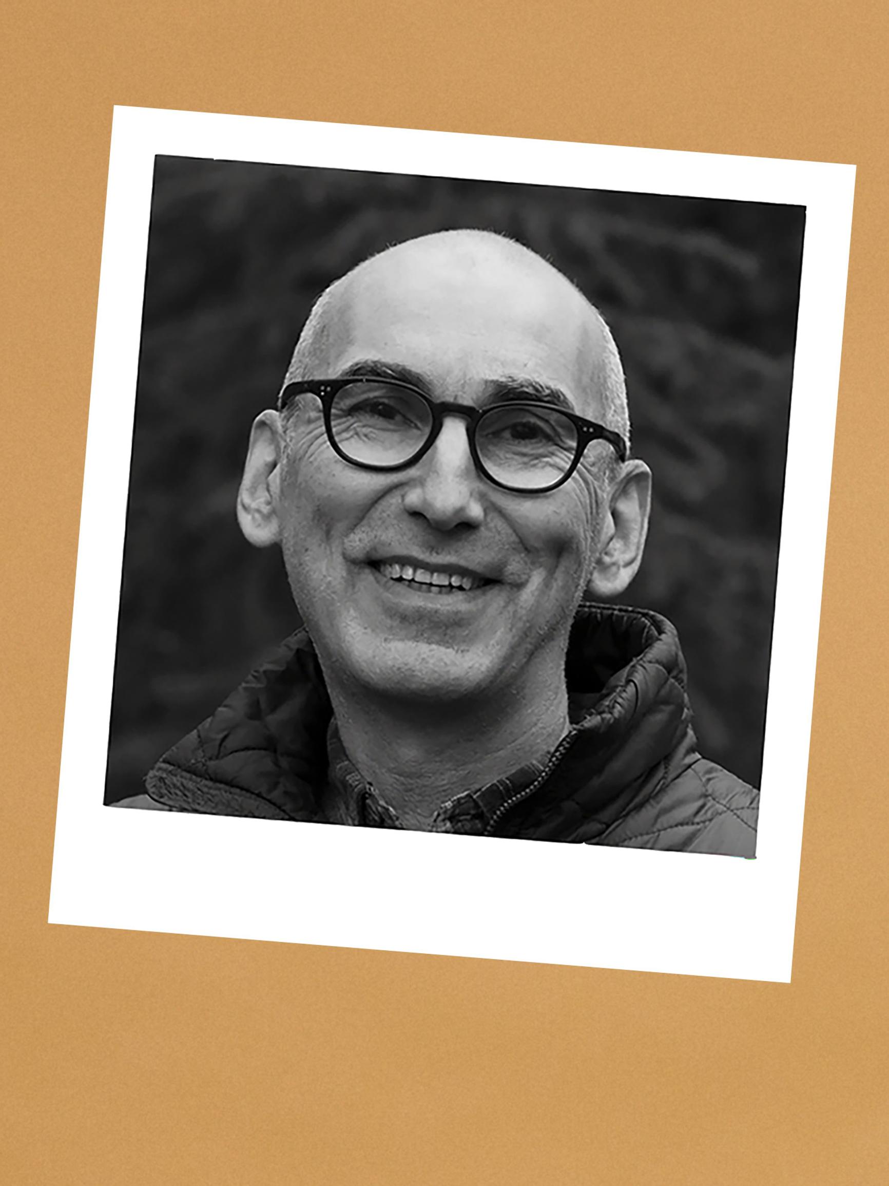 Kouluajan nolo tapahtuma sai Juha T. Hakalan ymmärtämään tärkeän asian motivaatiosta – nyt hän kertoo, mitä hyötyä vaikeista tunteista on