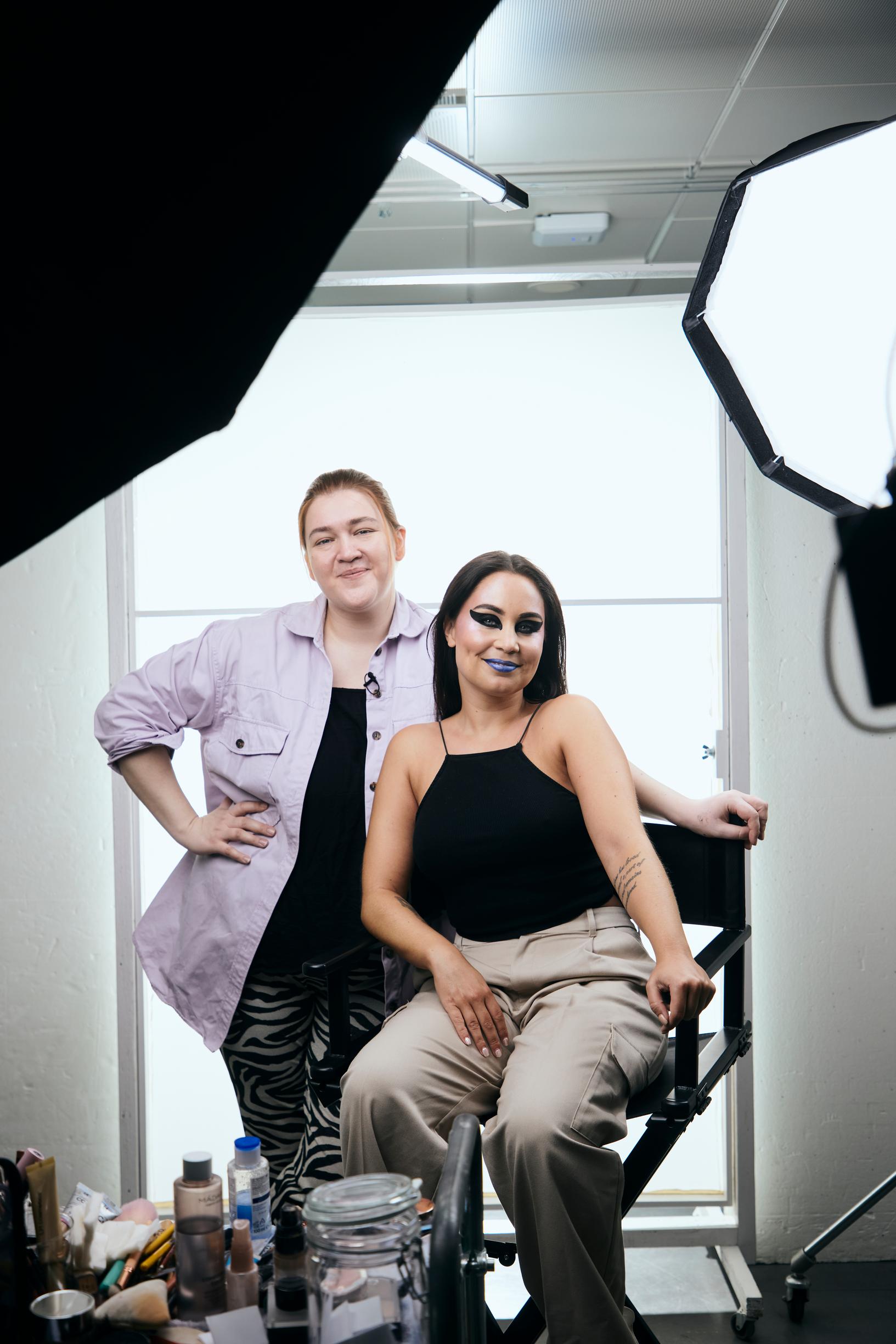 Anna Abreu kasvoi aikuiseksi koko Suomen katseen alla – nyt hän kertoo, miltä se tuntui