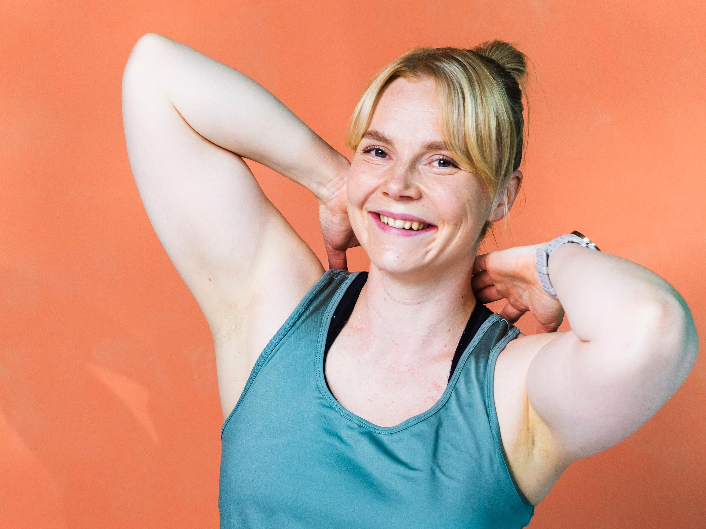 Niska jumissa? 5 helppoa liikettä, joilla ehkäiset ja hoidat somekyhmyä