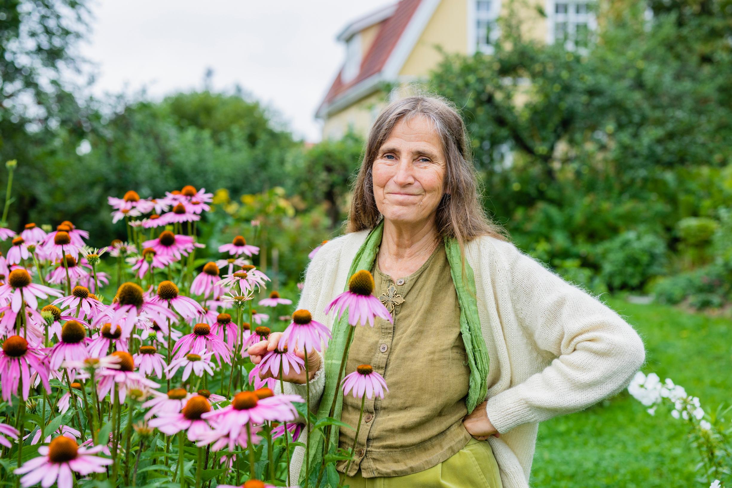 Virpi Raipala-Cormier luopui yrityksen johdosta mutta ei malta jäädä eläkkeelle: ”Toivon, että lapseni eivät tekisi yhtä paljon töitä kuin minä”