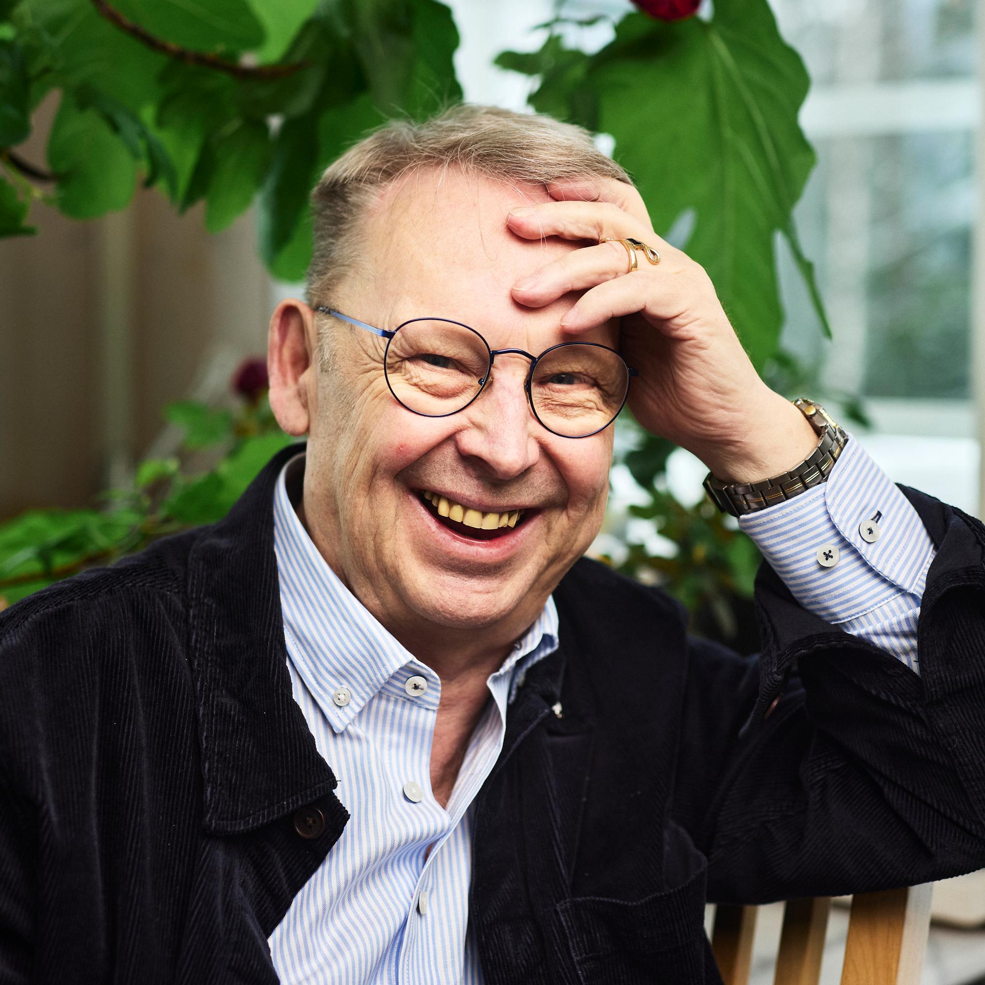 Tom Pöysti kertoo, miksi lopetti näyttelijäntyöt: ”Yritin helpottaa paineita liiallisella alkoholinkäytöllä”