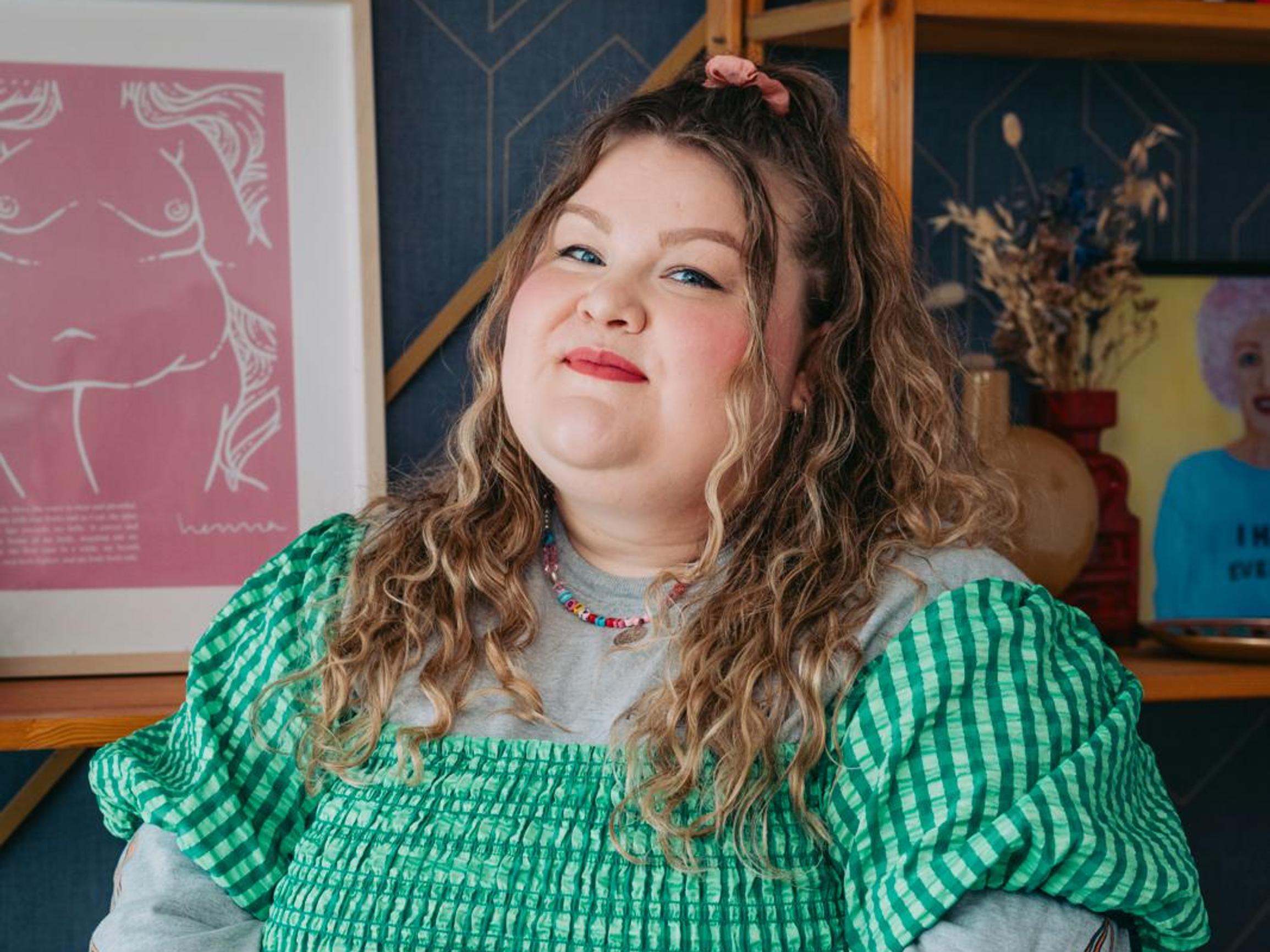 Miisa, 33, järkyttyi summasta, jonka oli käyttänyt kirppiksille vuodessa: ”Hain nopeaa mielihyvää shoppailusta”