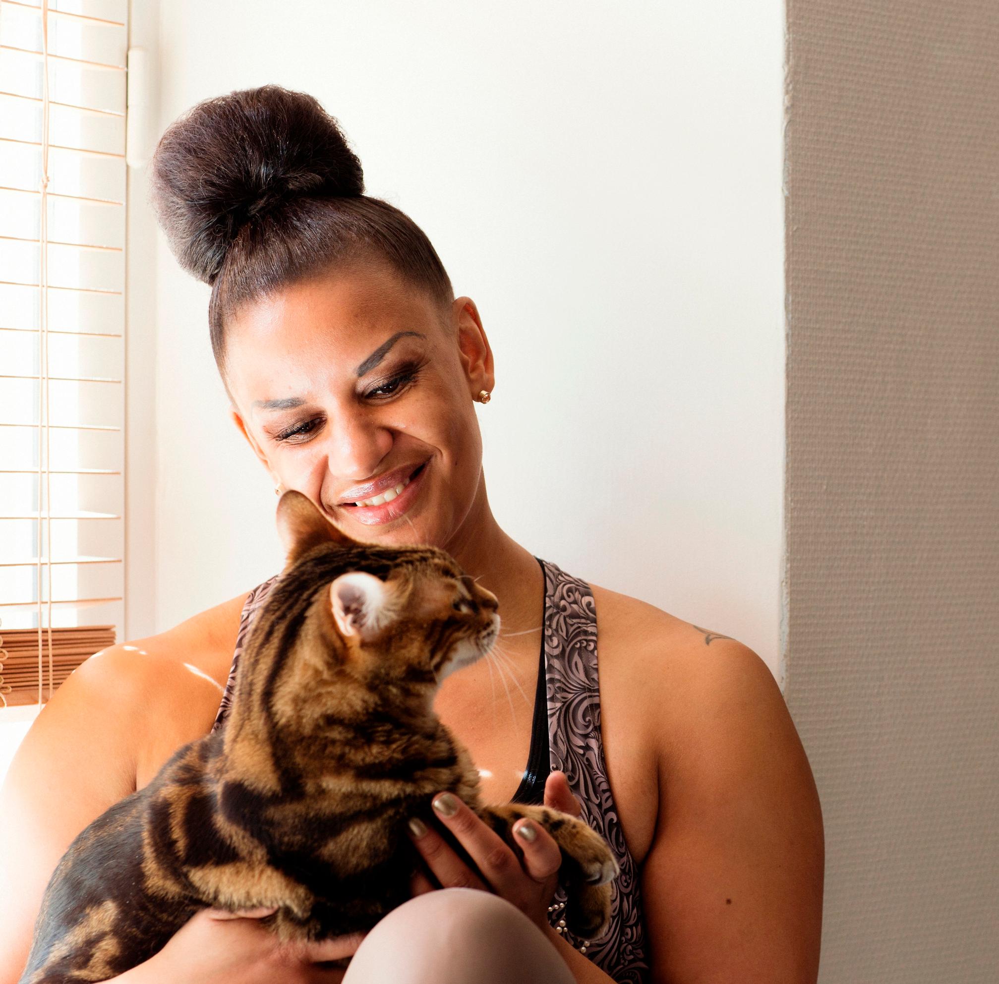 Tinder-mies petti ja eli siivellä: ”Hänellä olikin useita naisia”