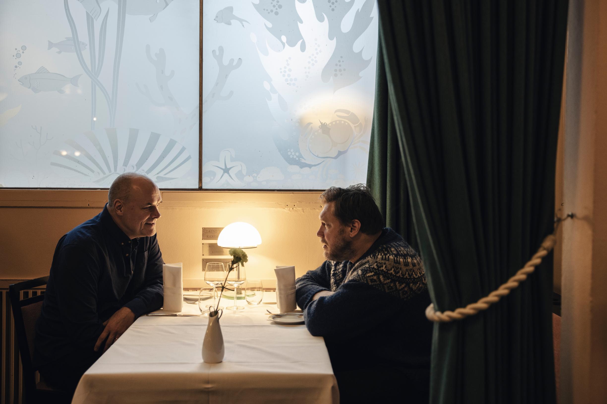 Kalle oli ystävästään huolissaan, kun tämä alkoi alkoholisoitua.