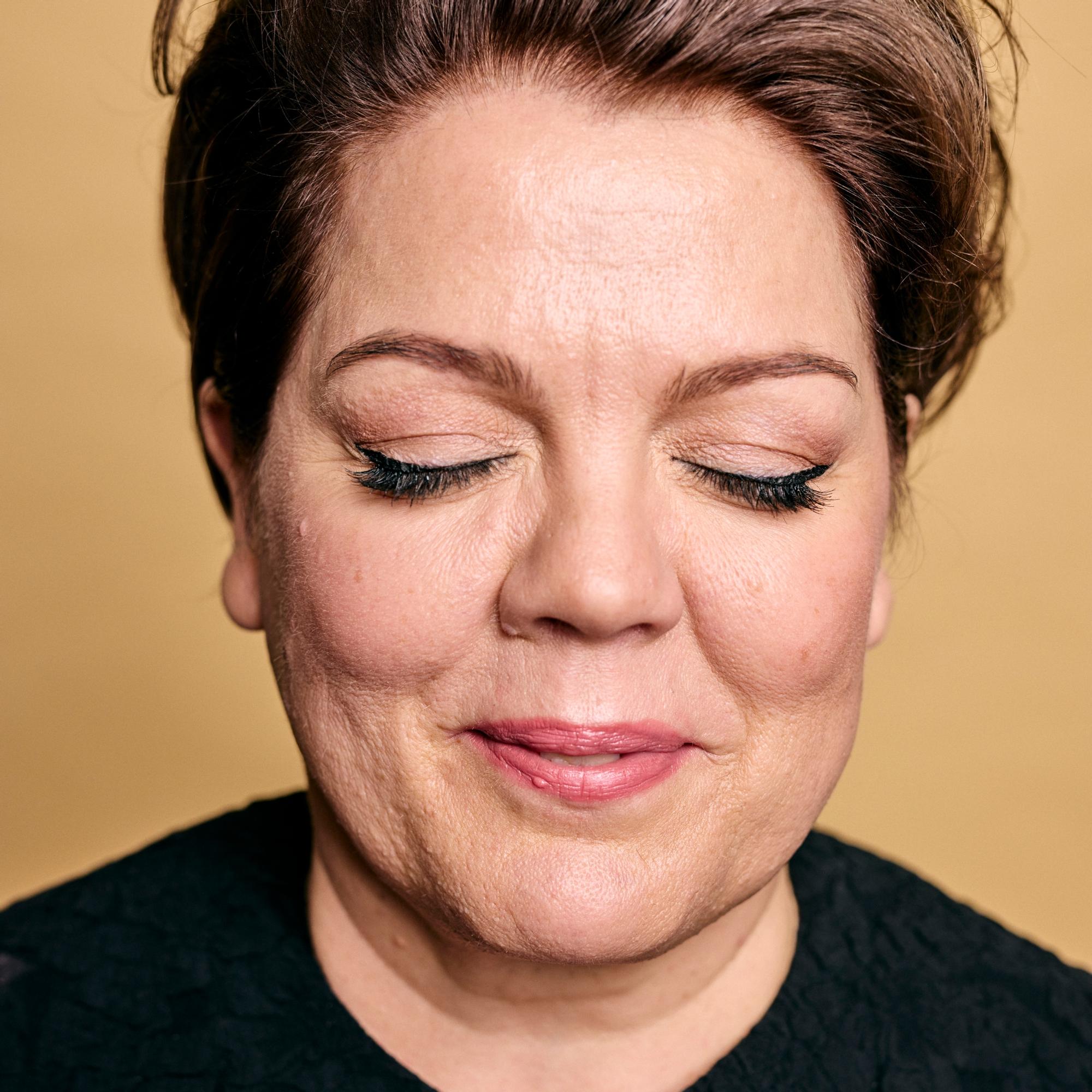 Näin onnistut kissamaisissa silmänrajauksessa – muista aina tehdä ensin tämä