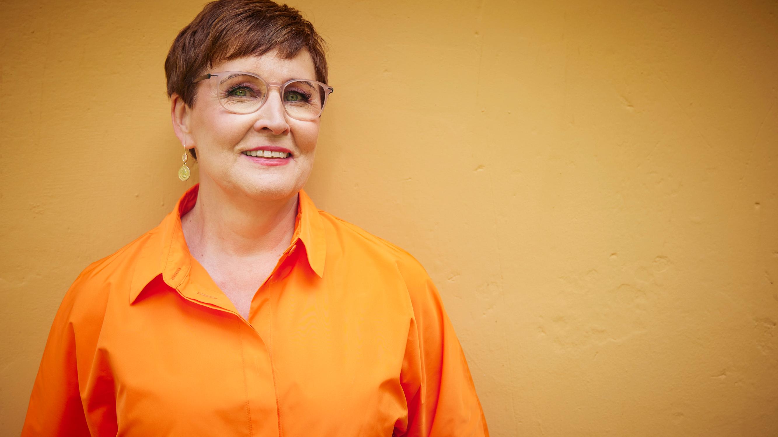 Uutisankkuri Marjukka Havumäki jäi eläkkeelle keskellä elämänsä raskainta vuotta – työhuolet ja omat surut yllättivät