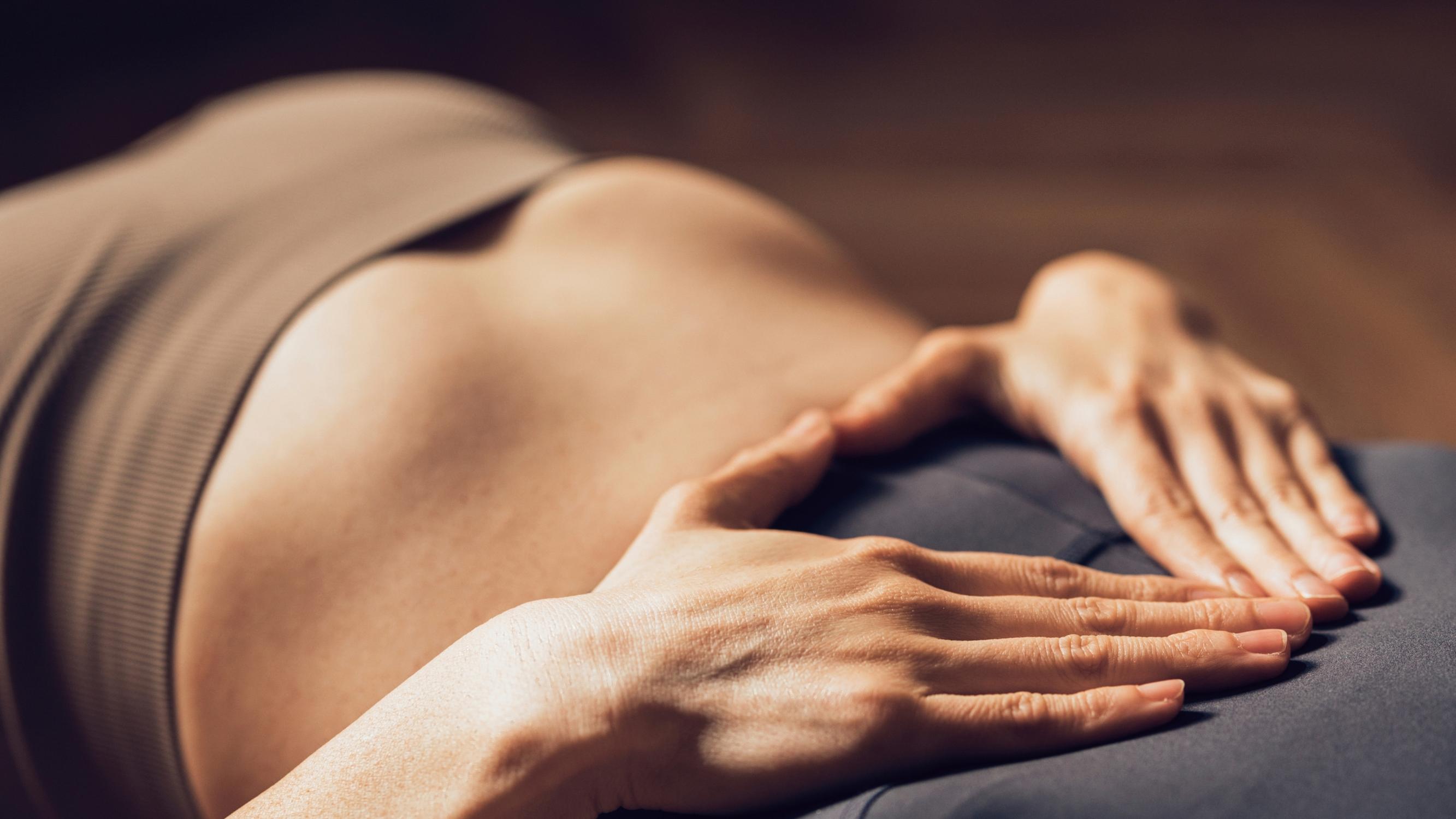 Niska jumissa? Syy voi löytyä näistä lihaksista – fysioterapeutti antaa oikeasti helpon treenivinkin