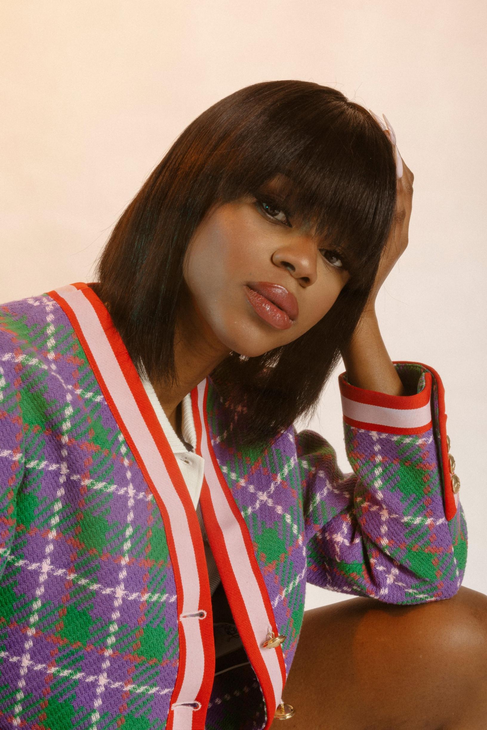 Aja Daffeh häpesi vuosia ulkonäköään –  sitten hän avautui silpomisesta ja sai itsetuntonsa takaisin