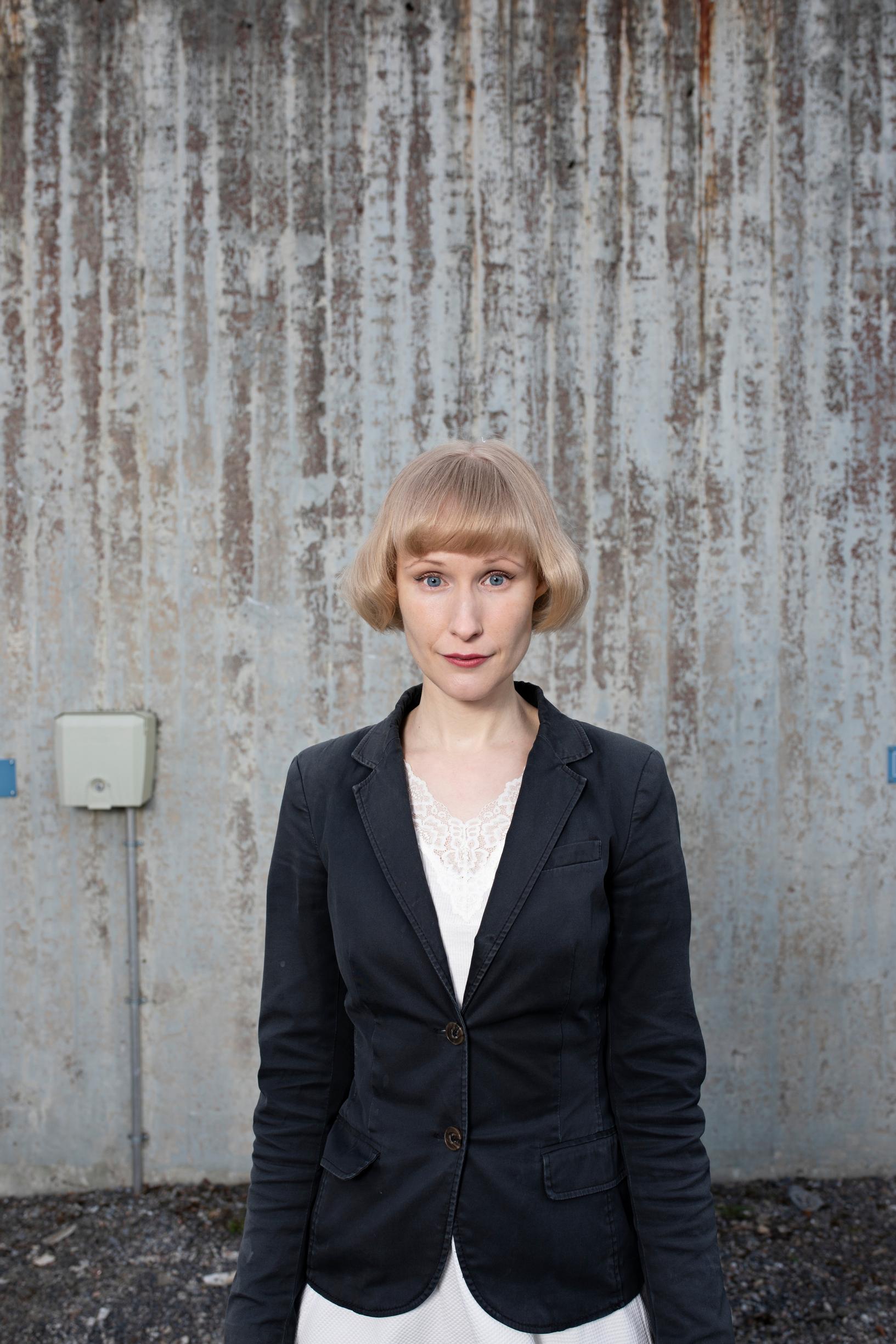 Kirjailija Iida Rauman kirjasuosikit: ”Yksi teos saa minut kyyneliin aina, kun luen sen”