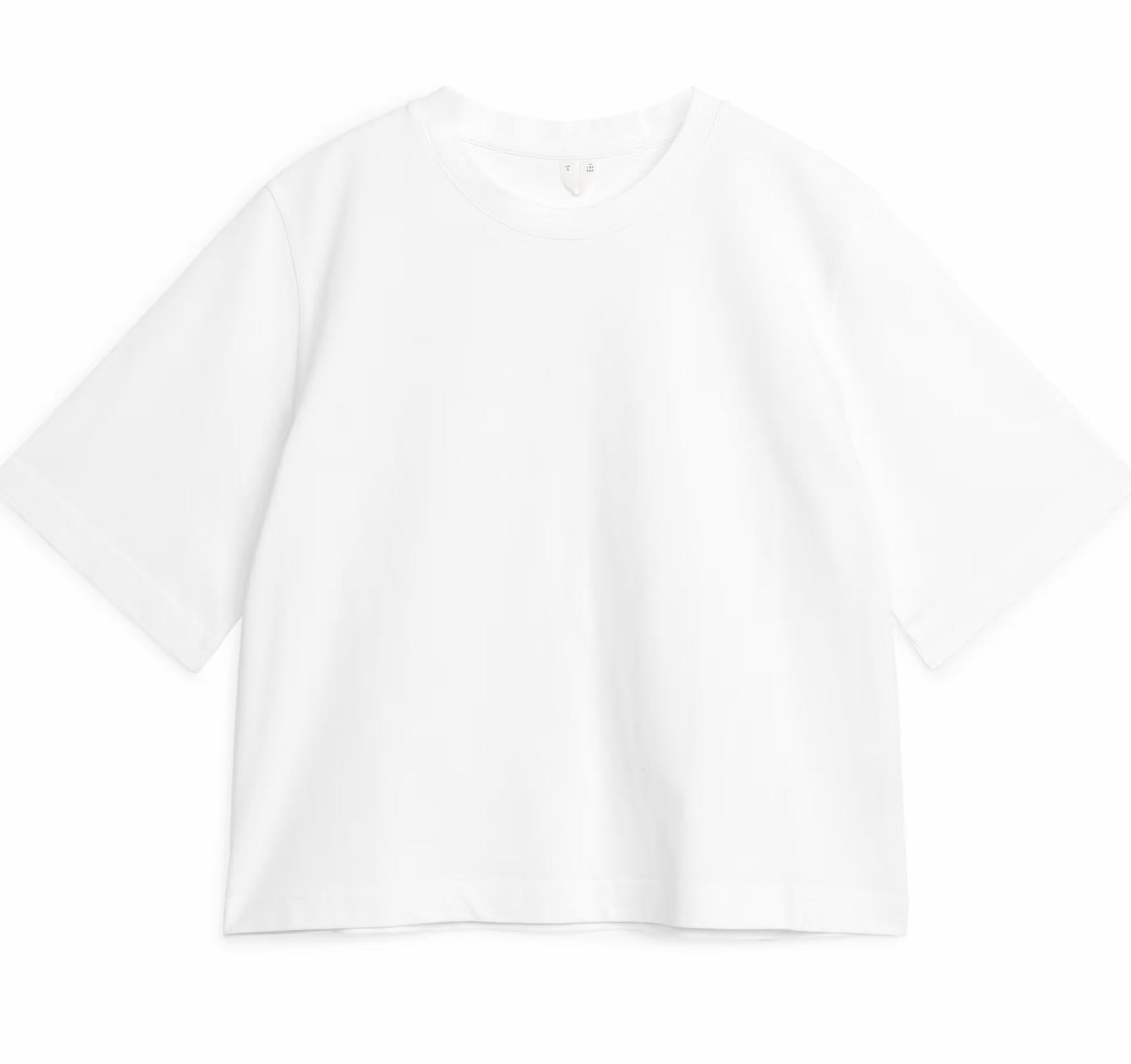 Paksu t-paita 29 e, Arket.