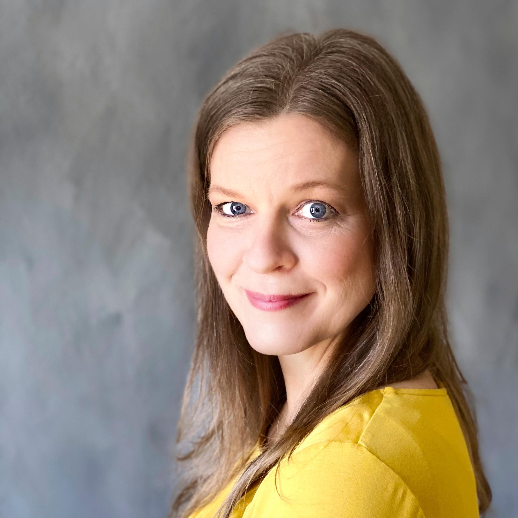 Miellyttäminen on itsekästä ja epärehellistä manipulointia, tajusi tietokirjailija Johanna Pohjola – näin hän pääsi tavasta eroon