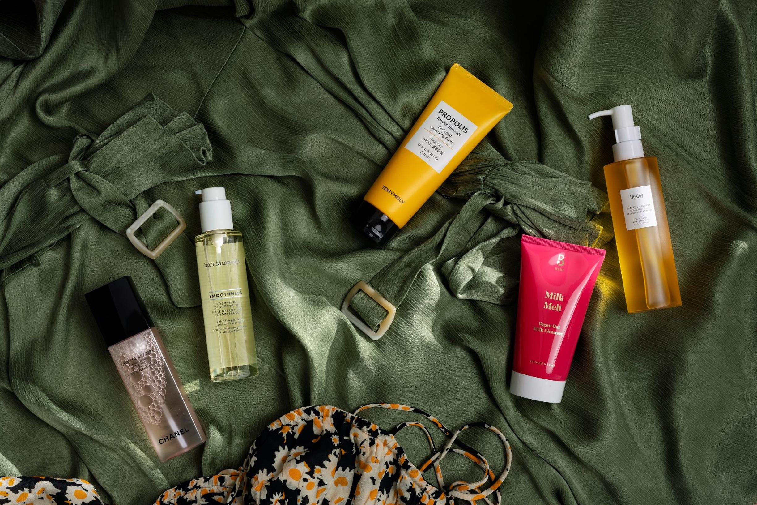 Parhaat puhdistustuotteet ovat tässä! Ihanasti tuoksuva puhdistusöljy ja muut uudet kasvoputsarit