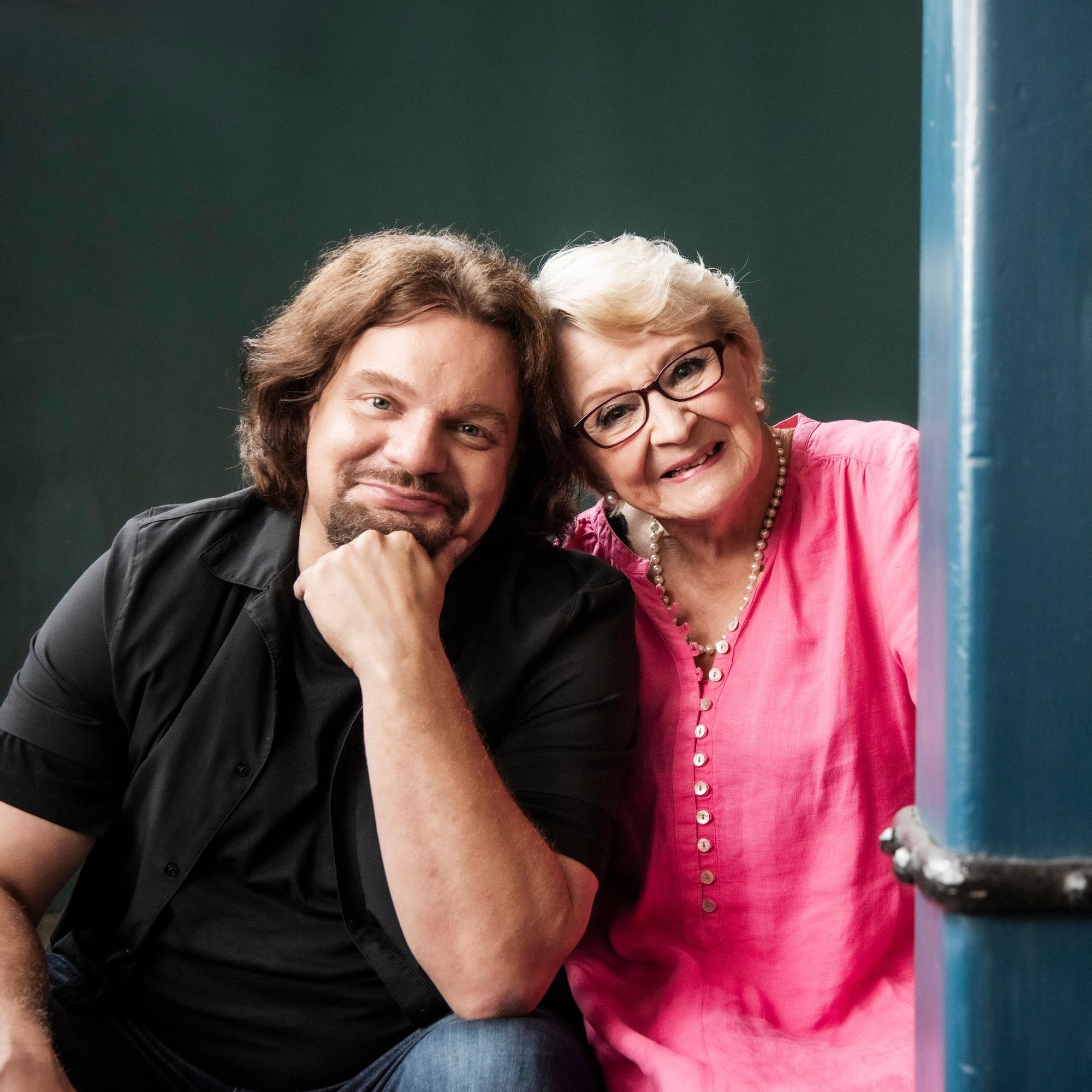 Kun Ismo Leikola kertoi äidilleen 13 vuotta kestäneen avioliittonsa päättymisestä, Ritva-äiti ei yllättynyt – ”Minunkaan mielestäni ei ollut muuta vaihtoehtoa kuin erota”