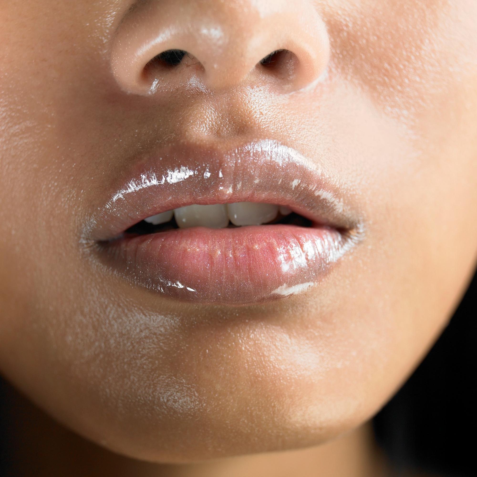 ”Hoitava ja edullinen” – 800 suomalaista paljasti suosikkihuulirasvansa, löytyi 5 luottomerkkiä