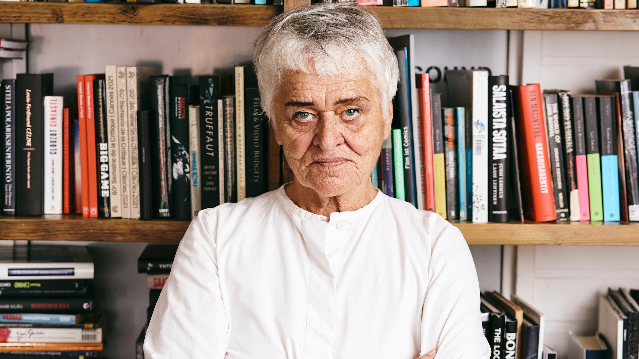 Pirkko Saisio kertoo, mitä metodia käyttää, kun puolison jutut pitkästyttävät – paljastaa myös hyvän ja pitkän parisuhteen salaisuuden