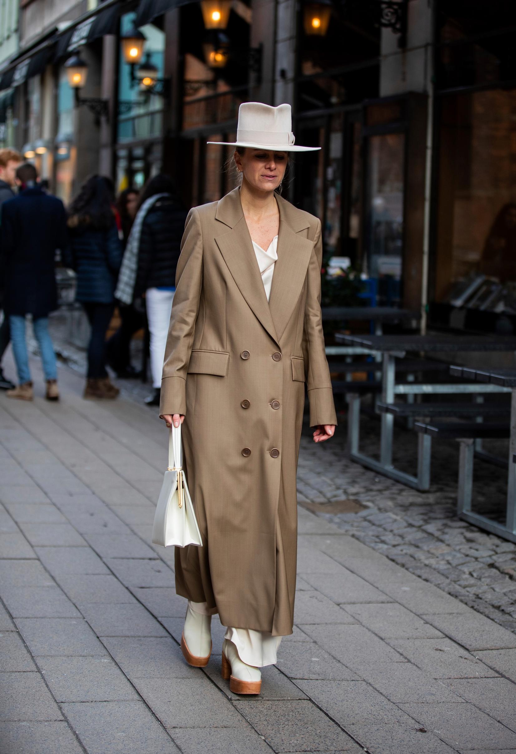 Ota lomamatkoilta tuttu tyylifilosofia osaksi arkea: näin kaapissasi on pelkästään lempivaatteita