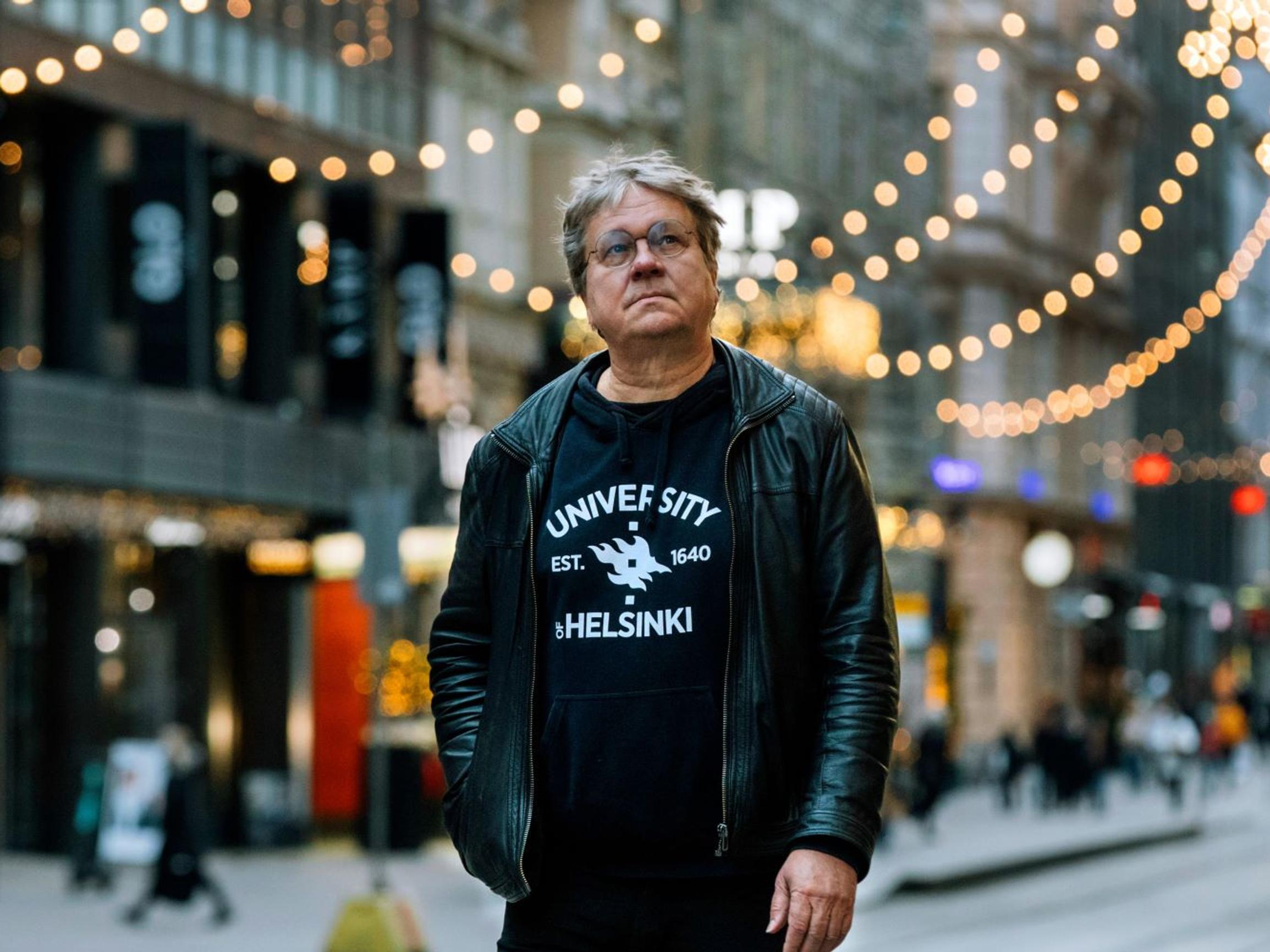 Pekka Sauri ei tavoittele enää onnea: "Onnen tavoittelusta luopuminen on ollut valtavan vapauttavaa"